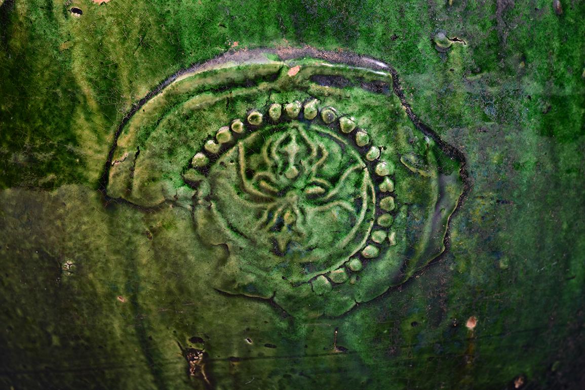 Ancienne jarre couverte en poterie vernissée verte de la dynastie Yuan, Chine en vente 3
