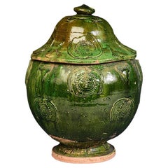 Ancienne jarre couverte en poterie vernissée verte de la dynastie Yuan, Chine