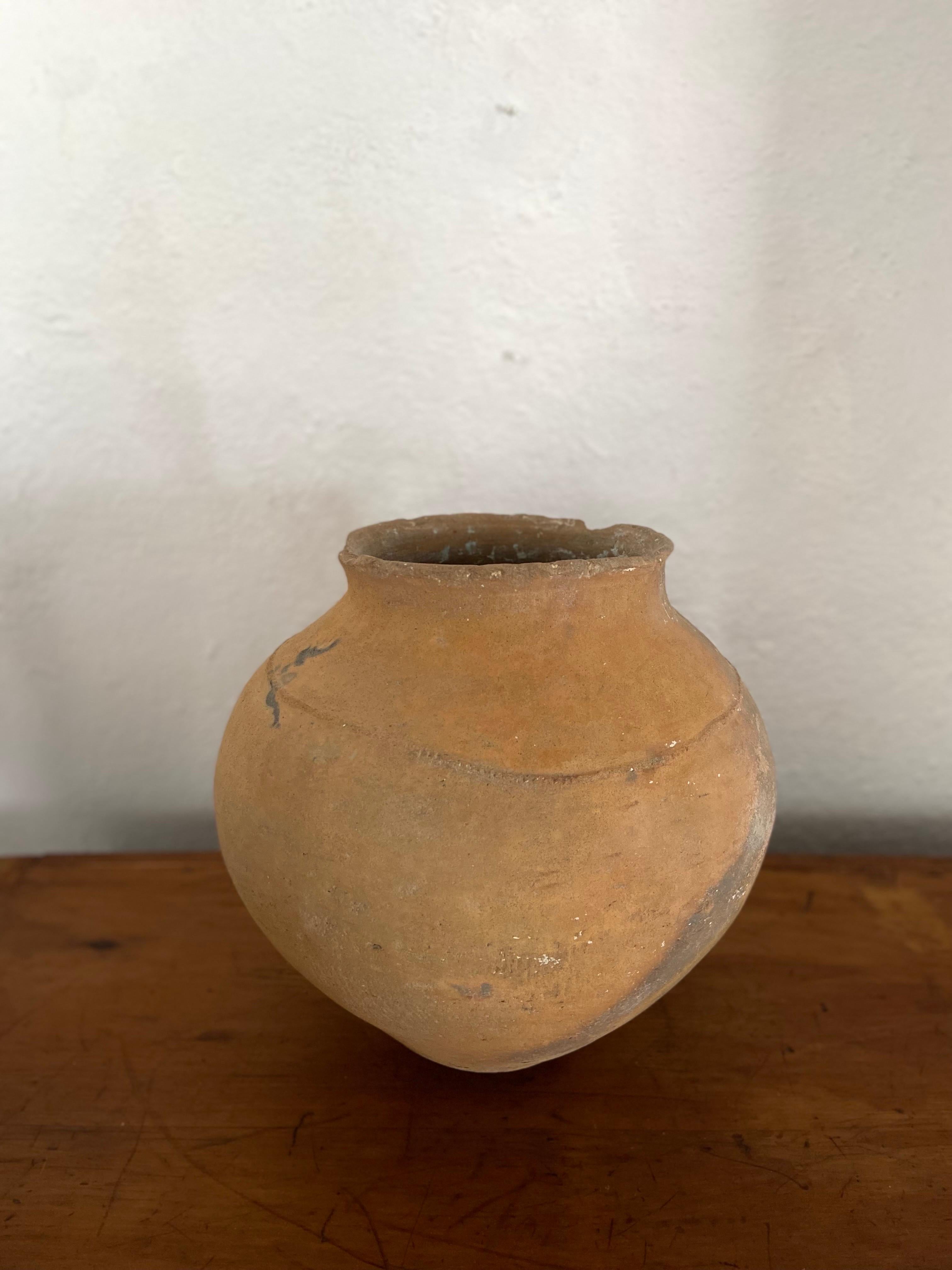 Hand-Crafted Yucatan Water Jar, circa Early 20th Century