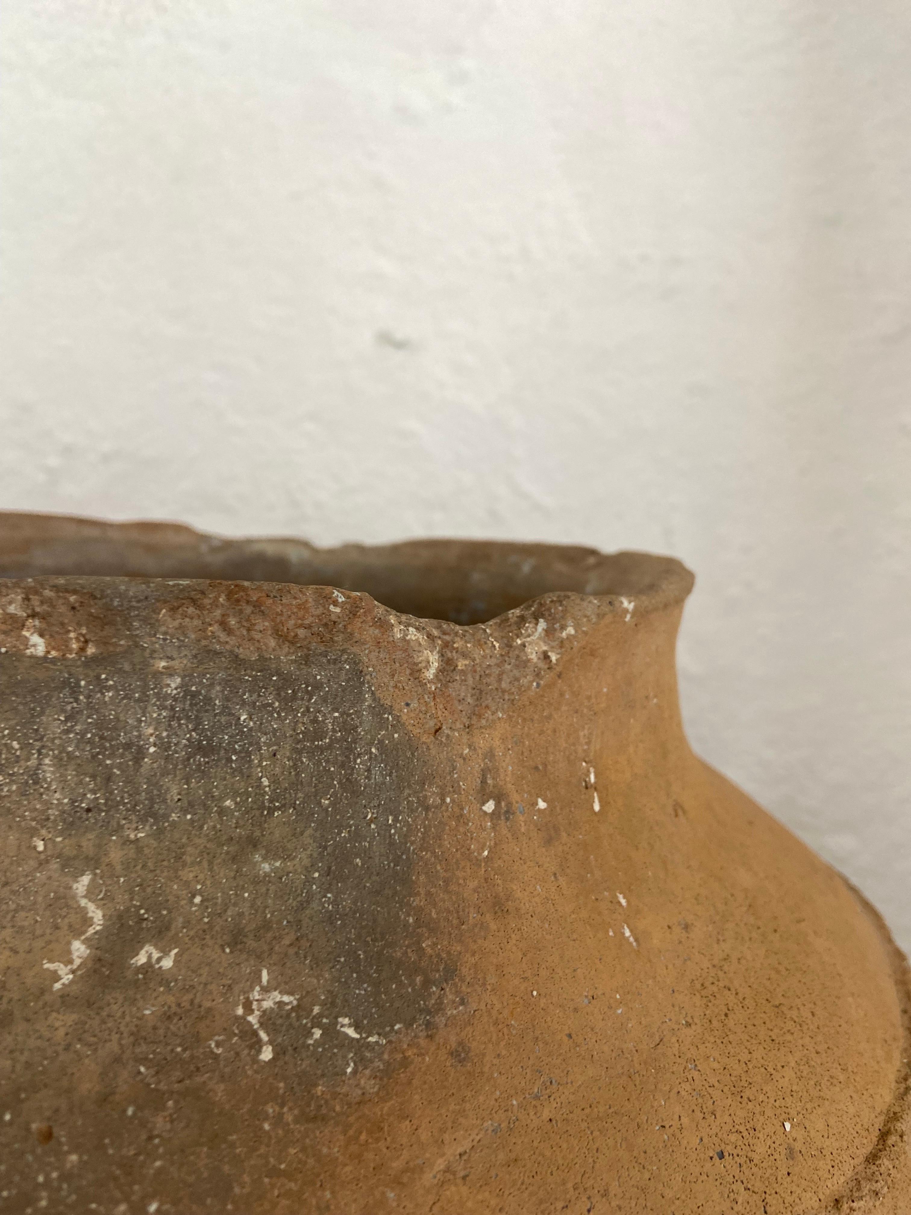 Yucatan Water Jar, circa Early 20th Century In Distressed Condition In San Miguel de Allende, Guanajuato