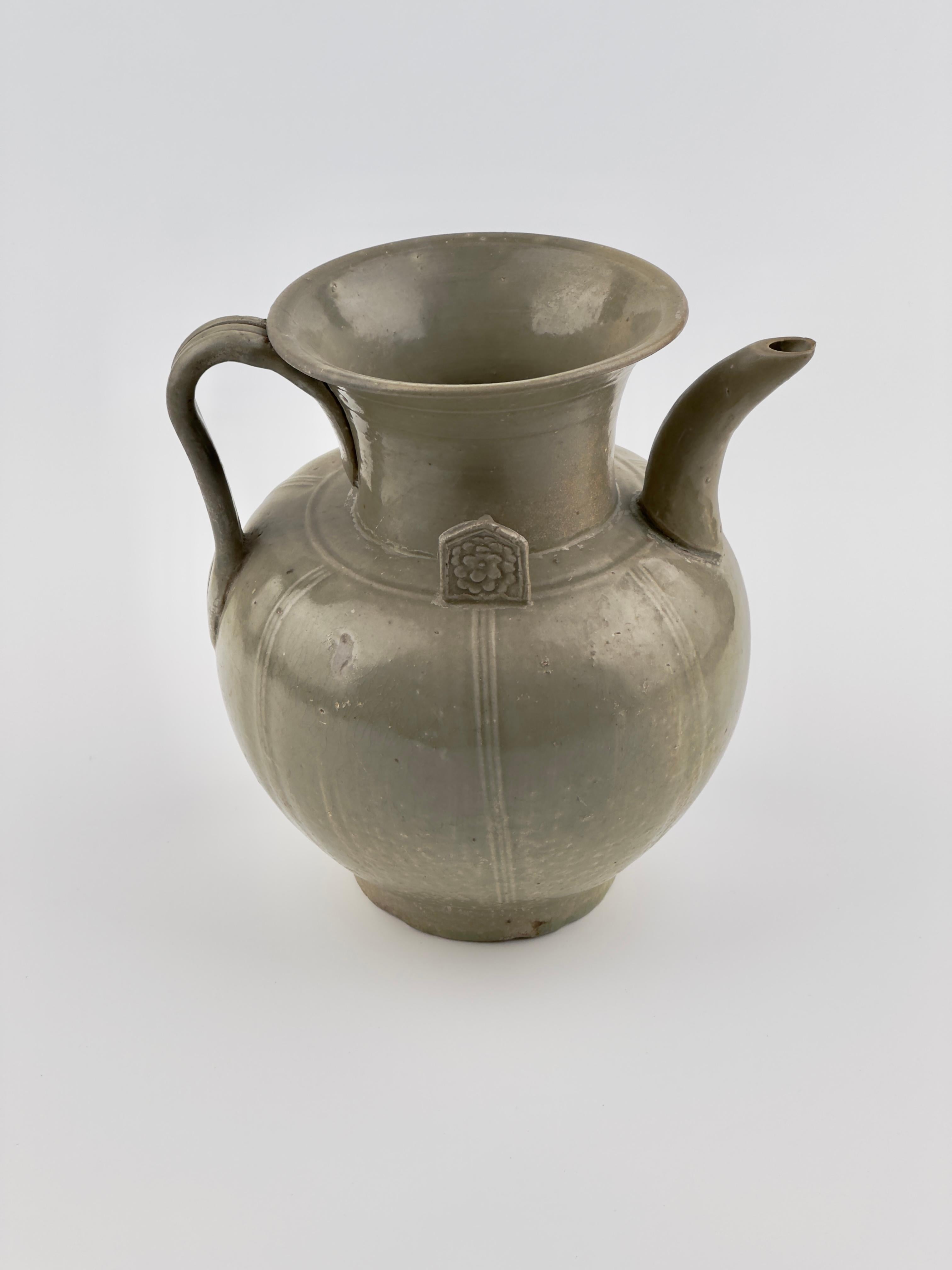 Yue Celadon Ewer, Late Tang-Northern Song Dynasty For Sale 1