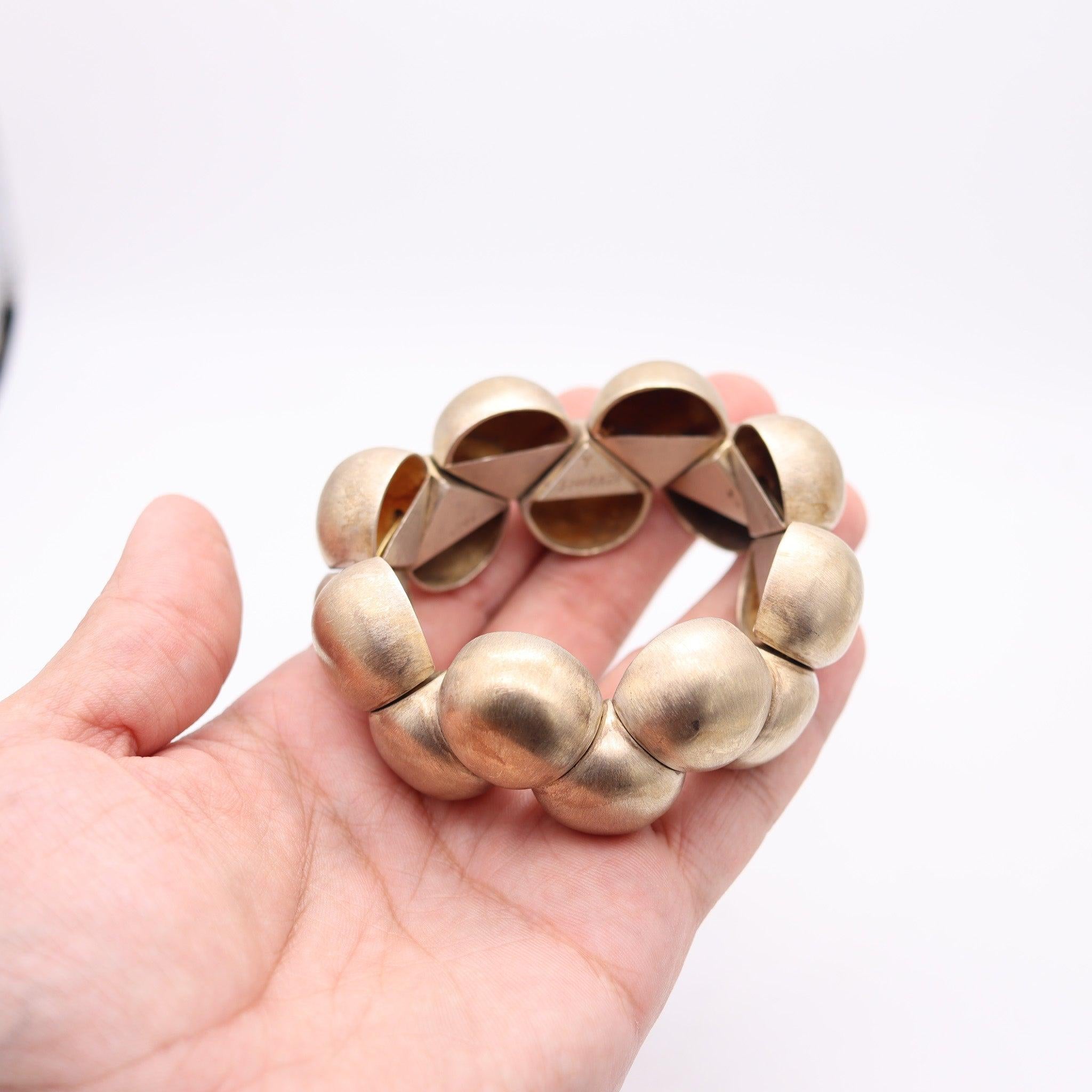 YUKIHIRO SHIBATA Modernist Flexible Bangle In .950 Sterling & Gold Vermeil For Sale 2