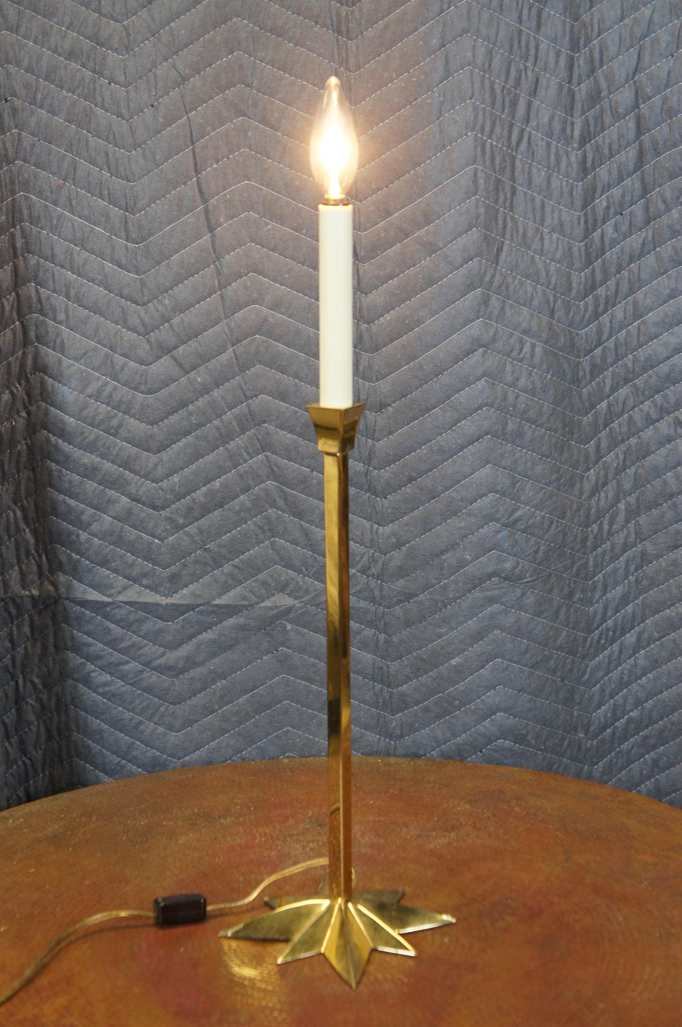 Yule Paige Lampada da tavolo a candelabro North Star in ottone laccato da 21 pollici in vendita 5