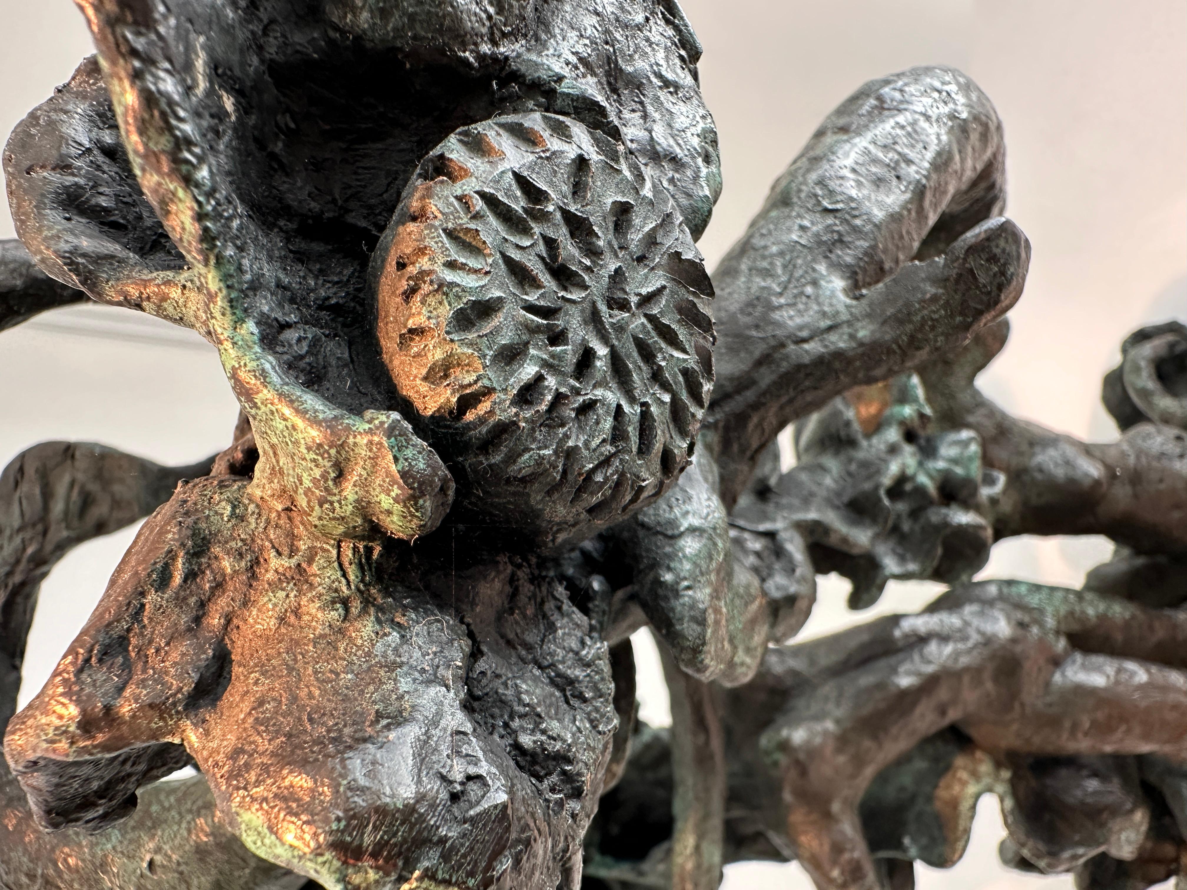 Donna che danza sugli alberi, scultura in bronzo di Yulla Lipchitz 1