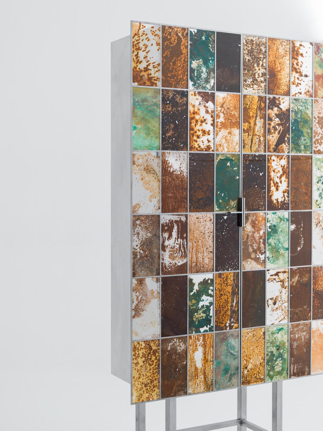 XXIe siècle et contemporain Yuma Kano Rust Harvest Cabinet Acrylique en vente