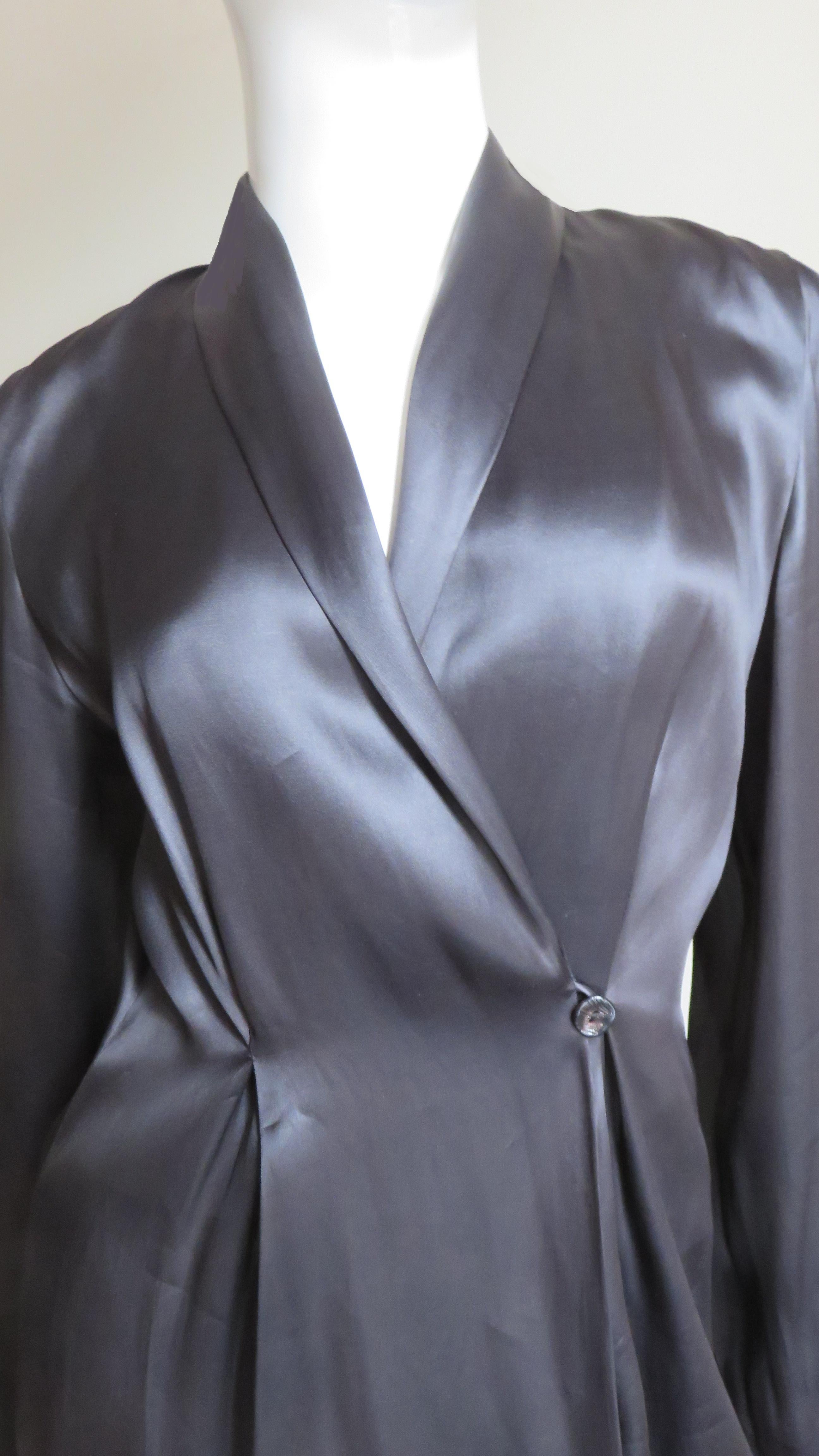 Yumi Eto - Tailleur pantalon de veste ajustable en soie Pour femmes en vente