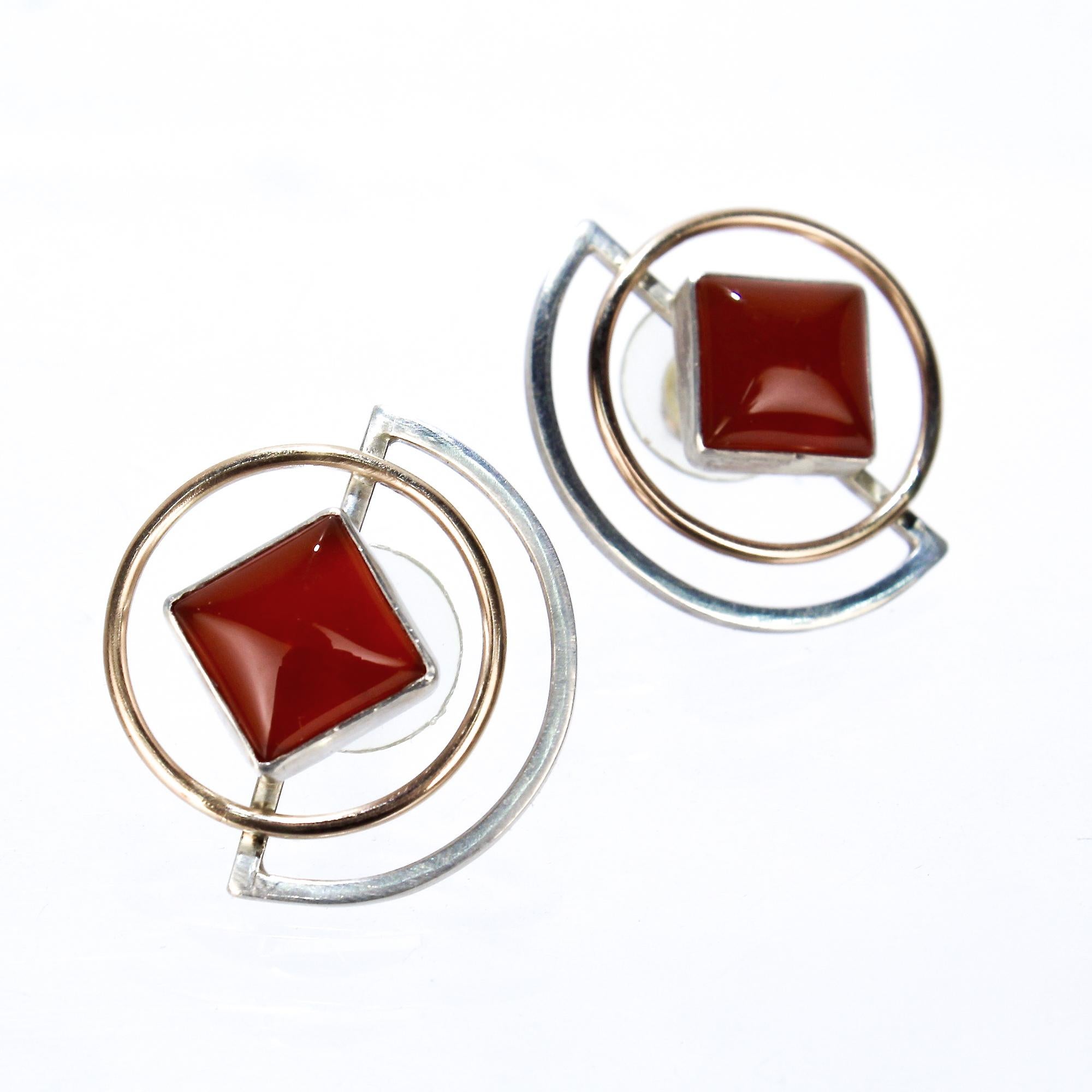 Yumi Ueno Retro Geometric Gold, Silver, & Carnelian Earrings For Sale 1