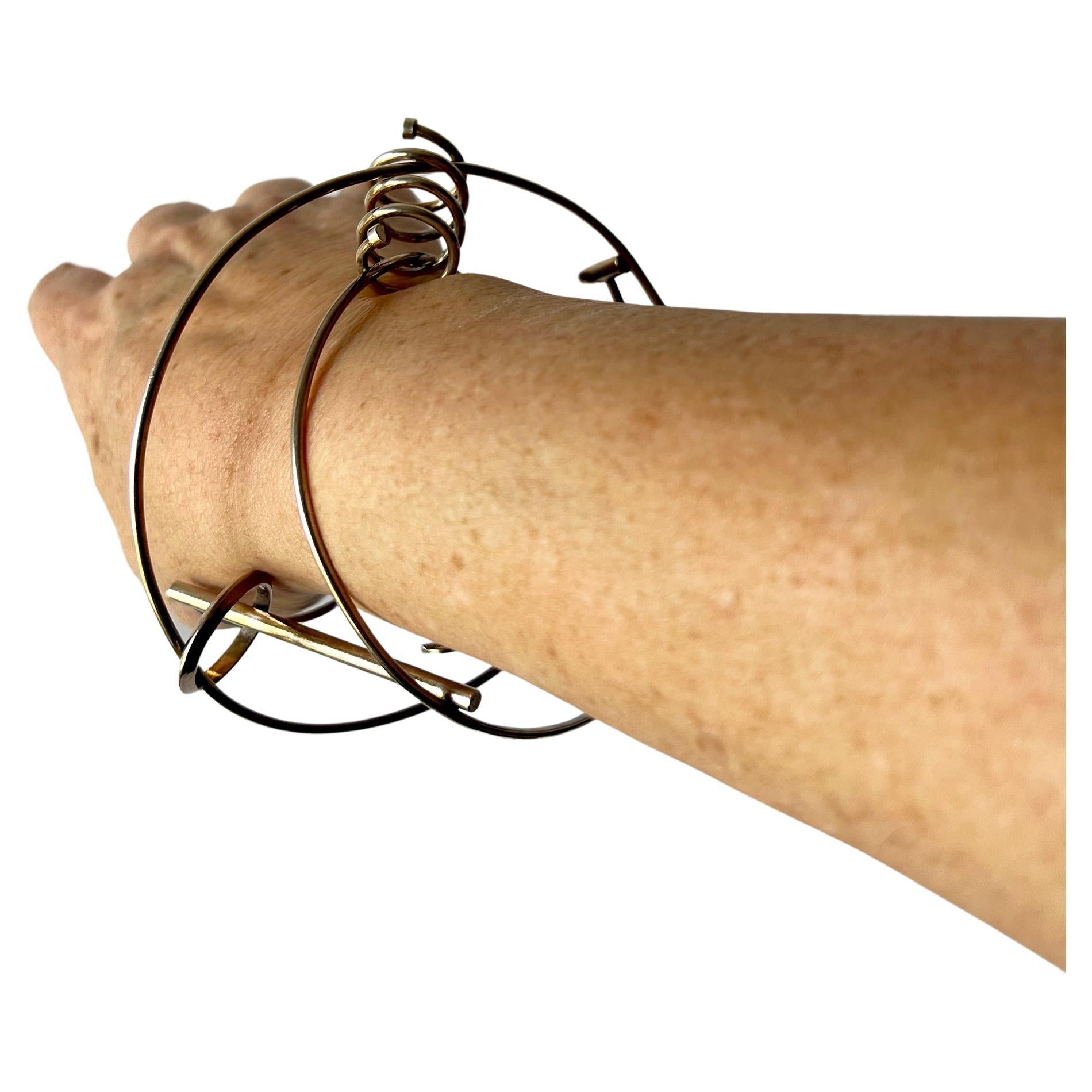 Yumi Ueno, bracelet artisanal post-moderne fait main en argent sterling Pour femmes en vente