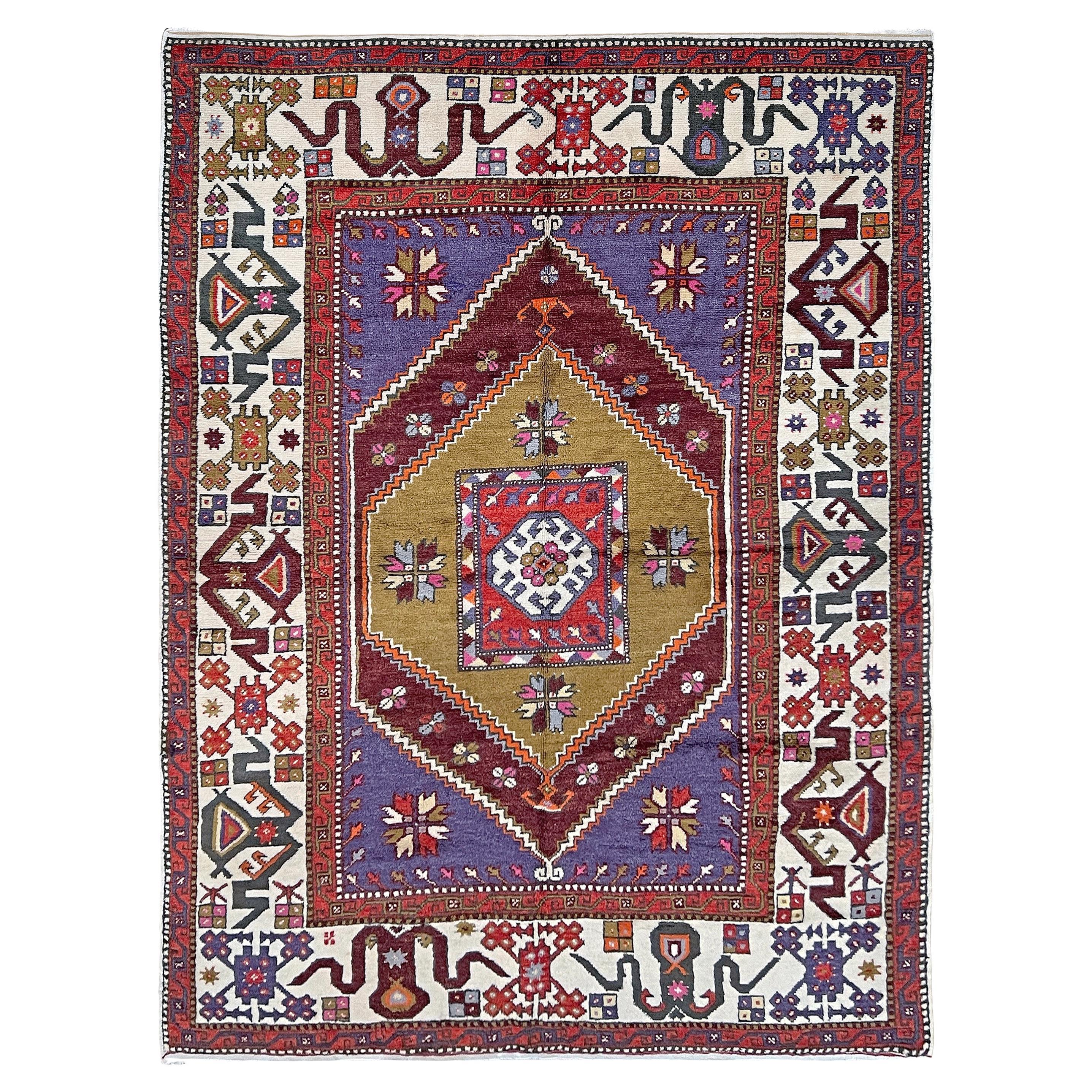 Yuntdag Cloudband Vibrant Türkischer Teppich - • Handgefertigter anatolischer Dorfteppich (6x8) im Angebot
