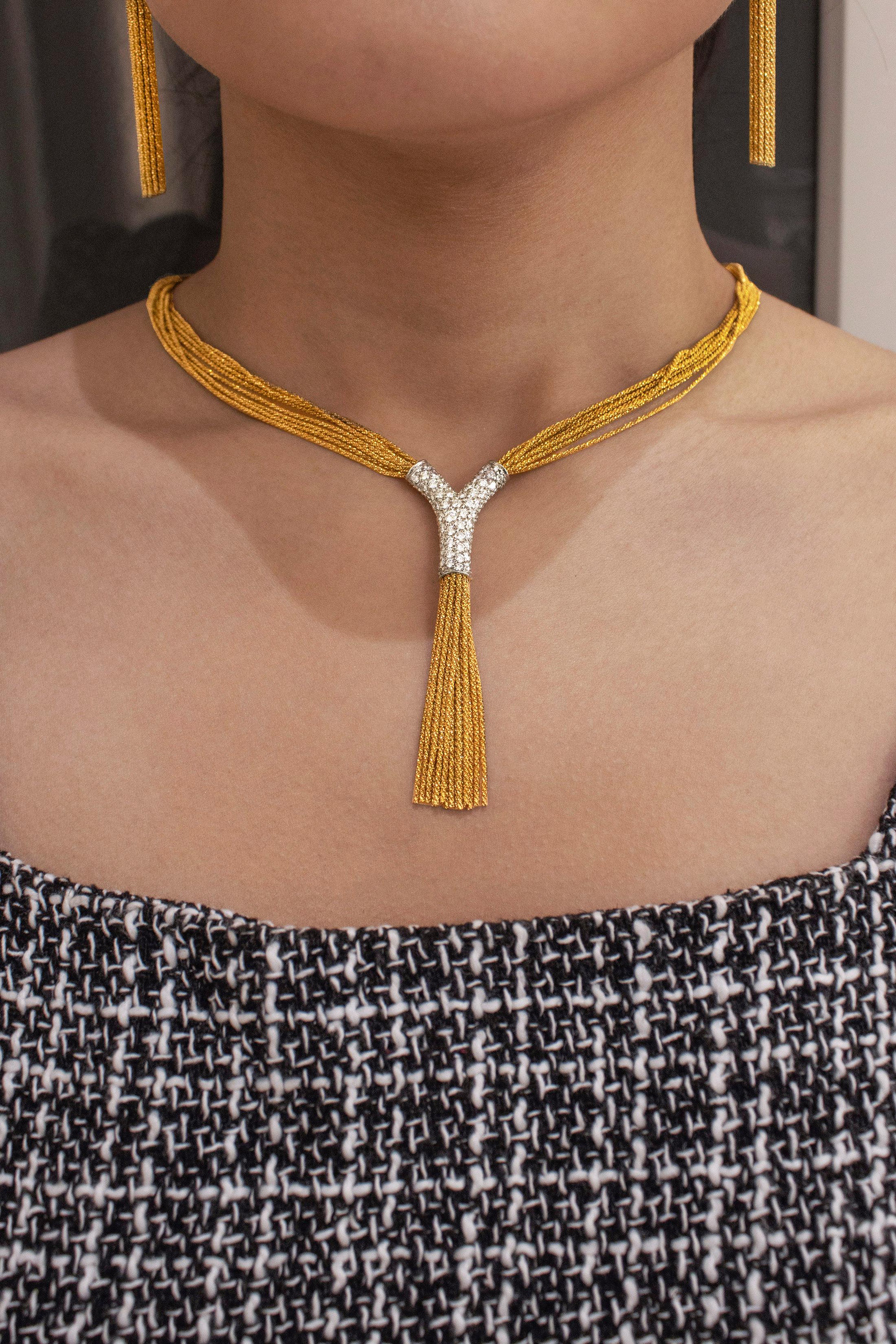 Yuri Ichihashi Mehrreihige gewebte Y-Halskette aus Gelbgold (Zeitgenössisch) im Angebot