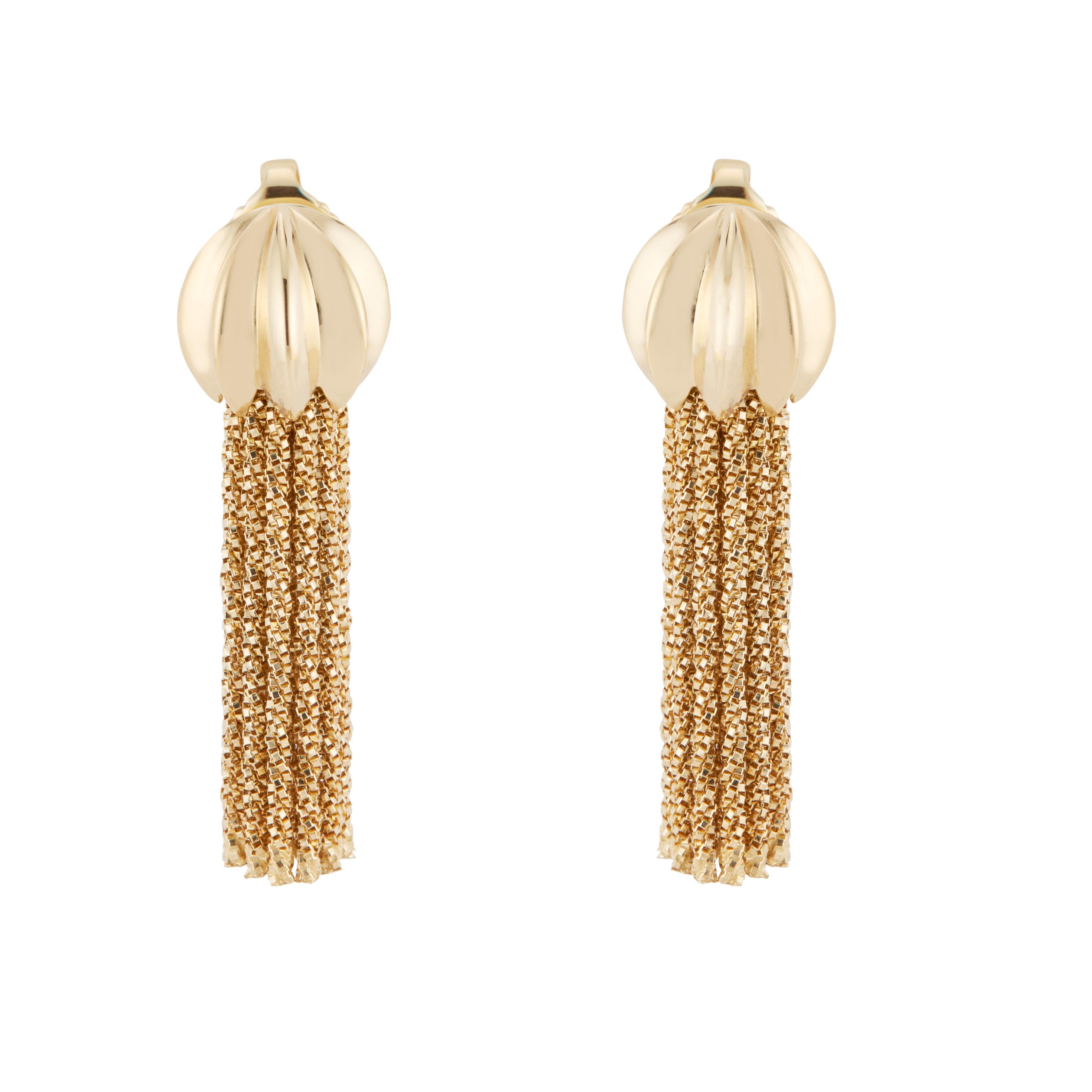 Solid 18k yellow gold tassel dangle earrings from the designer Yuri Icihihashi. 1.14 inches in length. 

18k yellow gold 
Stamped: 750 18k
Hallmark: YURI
10.8 grams
Top to bottom: 30.0mm or 1.14 Inch
Width: 9mm or 1/3 Inch
Depth or thickness: 5.8mm

