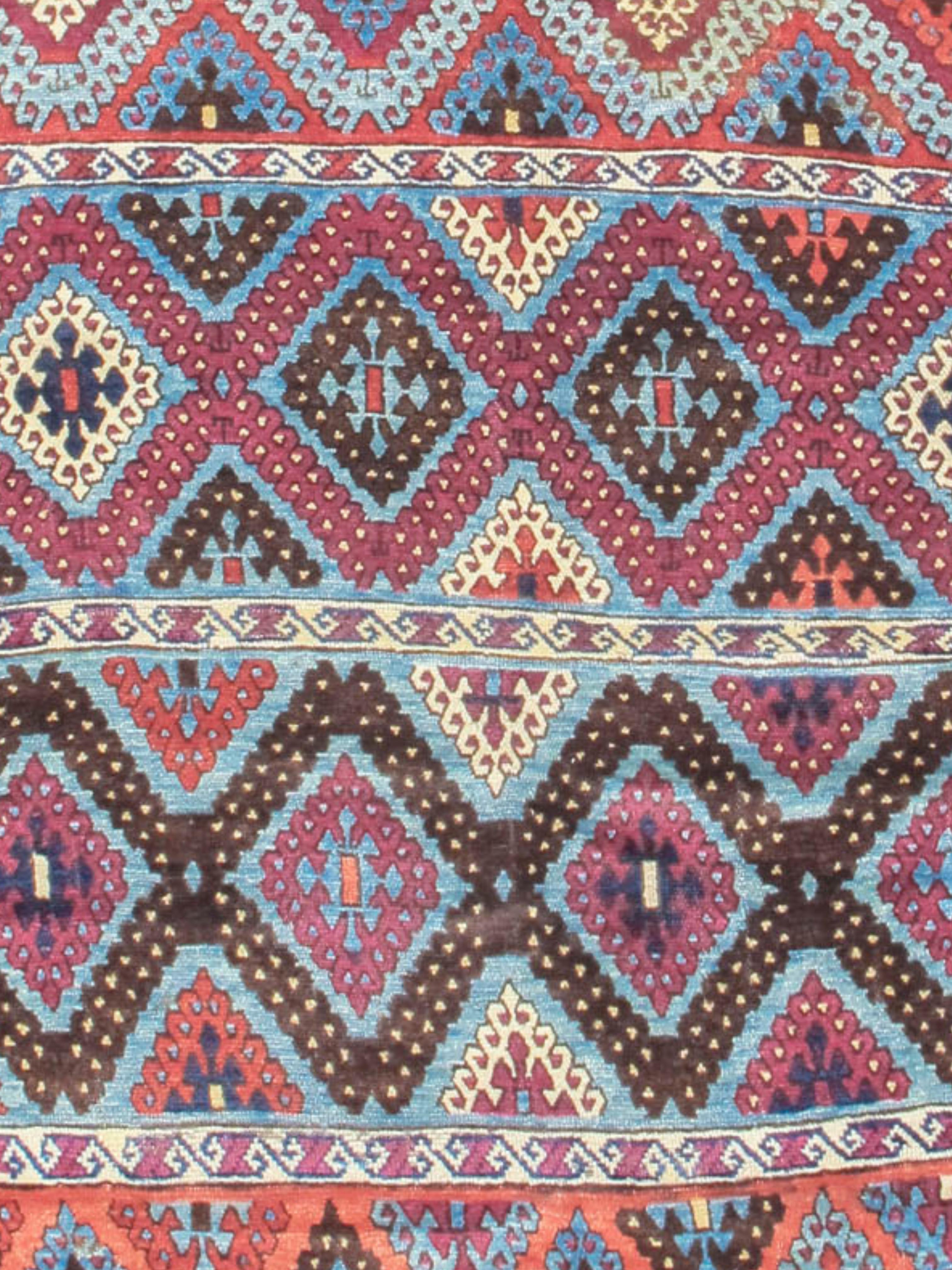 Yuruk Rug, 19th Century

Additional information:
Dimensions: 4'3