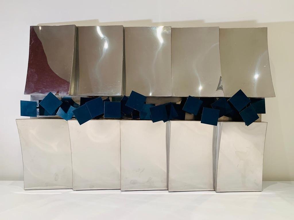 Incredible YUTAKA TOYOTA steel wall sculpture polychromed in blue in perfect conditions signed and dated 1982.