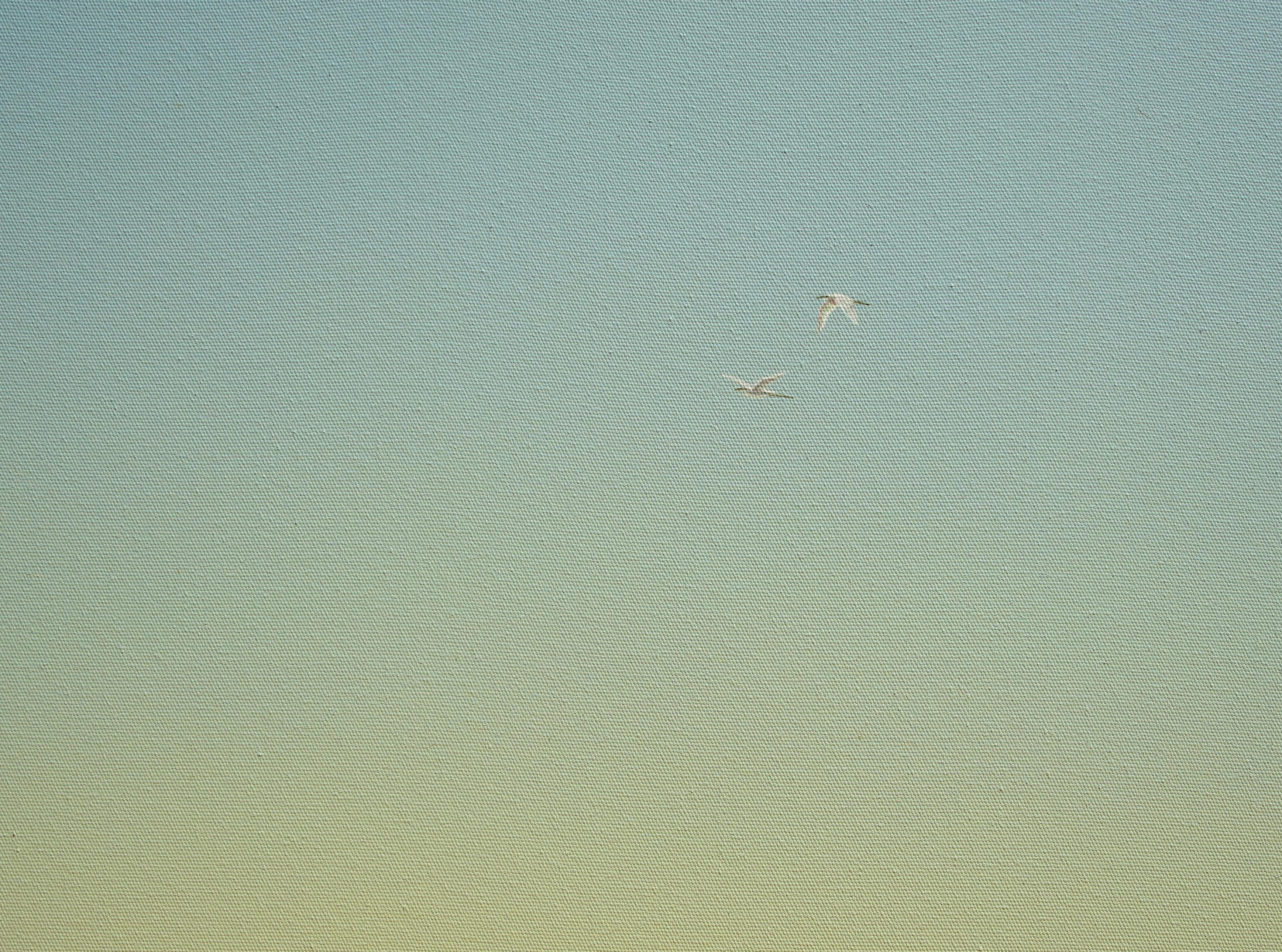 I dipinti di Yuttana esprimono lo stato di pace incarnato dall'artista. Le sue opere sono principalmente ispirate da una ricca osservazione della natura, della sua vita e dell'ambiente quotidiano, che comprende il cielo, i fiumi, il sole, le persone