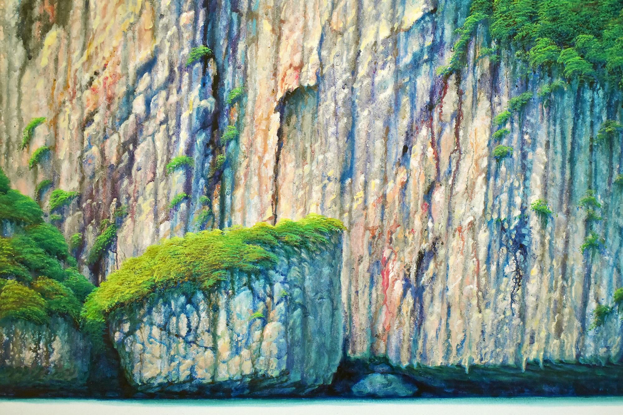 Limestone Mountain V6. Landschaft Wasserlandschaft Nature Cliff Serenity Tranquil Peace (Zeitgenössisch), Painting, von Yuttana Chompupuen