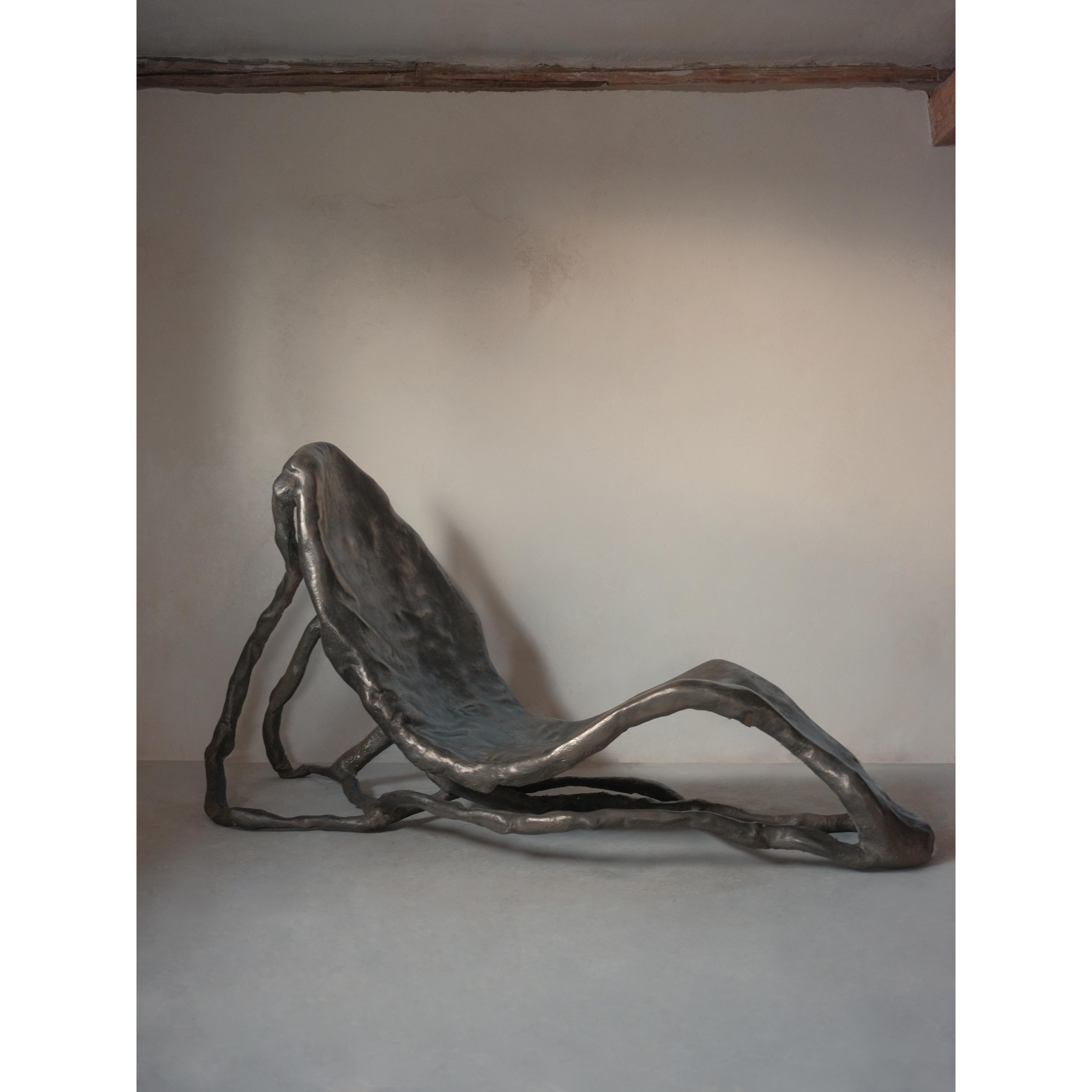 Yv, Unique Chair in Cold Casted Bronze and Fiberglass by Lucas Tyra Morten
Edition: Limited Edition of 3
Dimensions: W 170 x D 65 x H 85 cm
Material: Cold casted bronze and fiberglass

Yv takes its shape from the nature — like a branching structure
