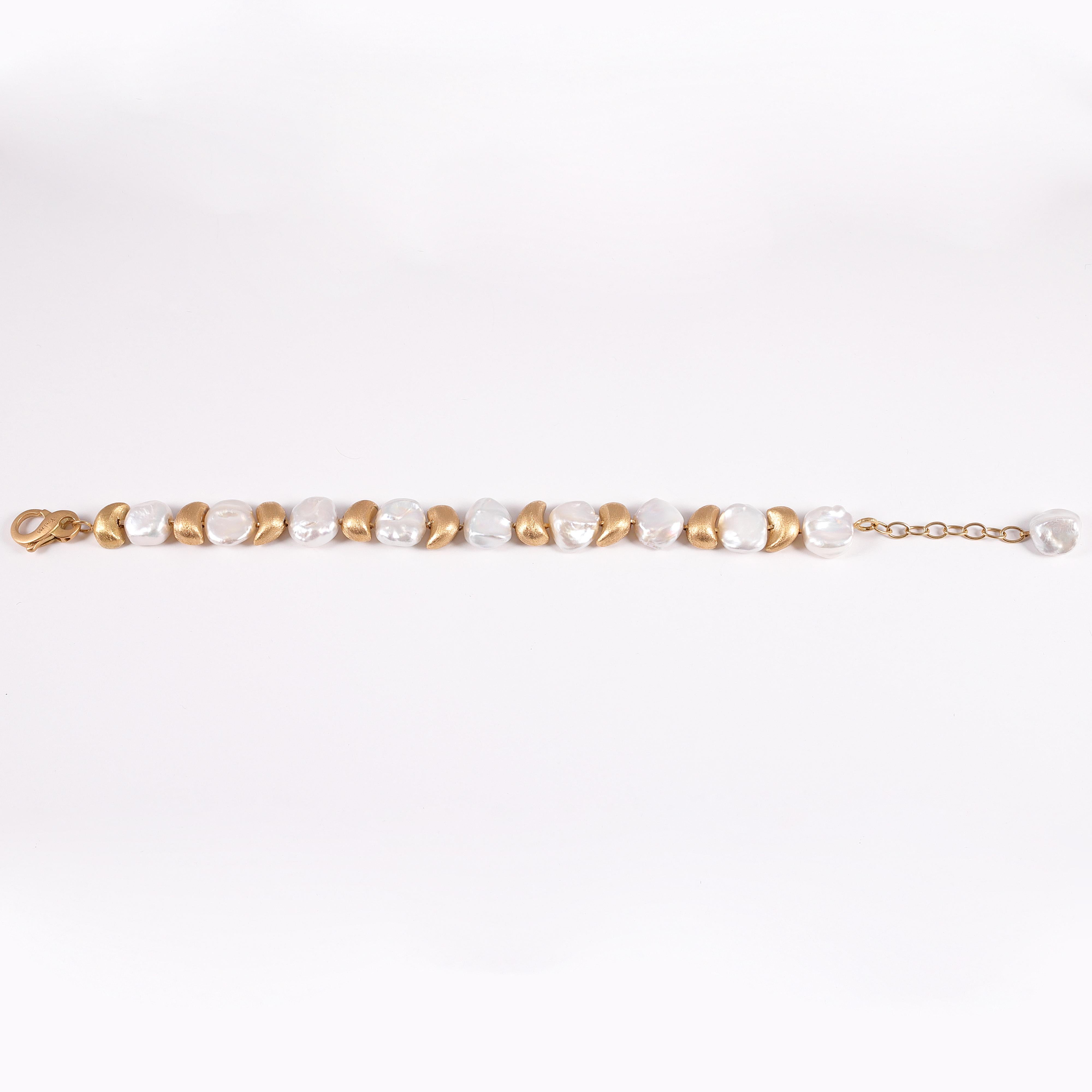 Yvel 18 Karat Gold and Pearl Bracelet 3
