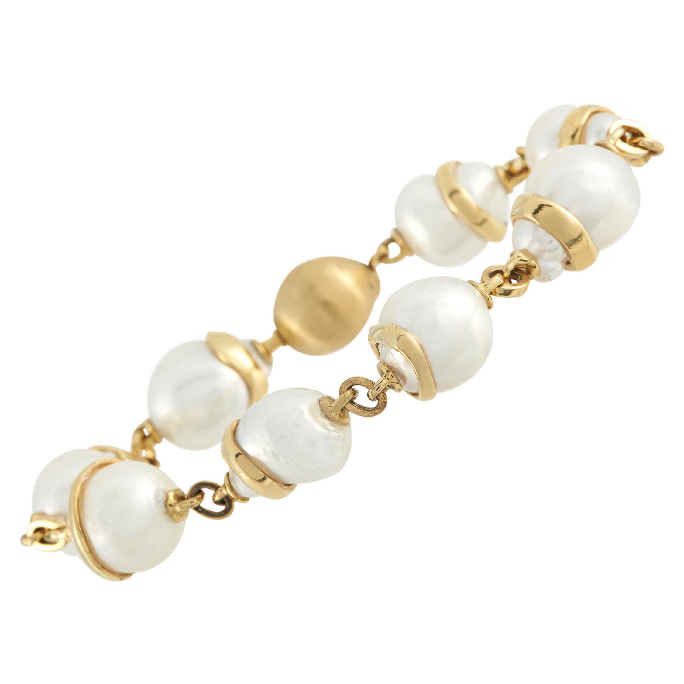 Yvel 18K Yellow Gold Baroque Pearl Bracelet YV11-112125