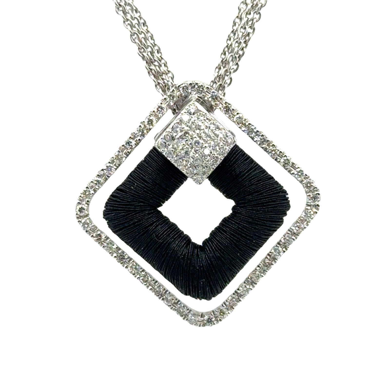 Moderne Collier pendentif en or blanc et noir 18 carats avec diamants d'Éthiopie Yvel en vente