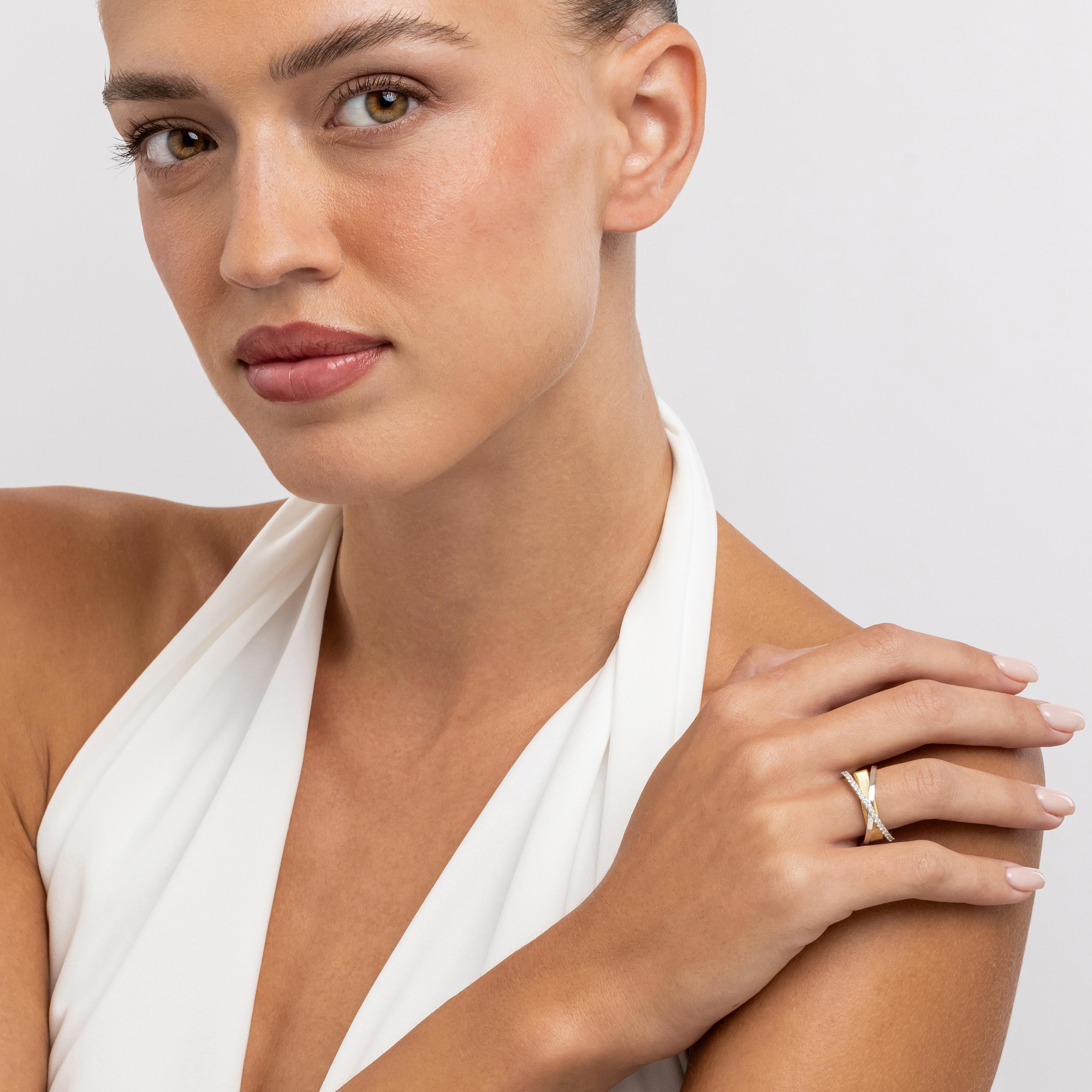 Round Cut Yvel Ethiopia Two-Tone Textured Diamond Ring in 18K White and Yellow Gold For Sale