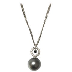 Yvel Perlen- und Diamanten-Halskette N1CHRITHW