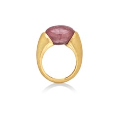 Yvel Rainbow Red Sapphire Ring in 18K Yellow Gold