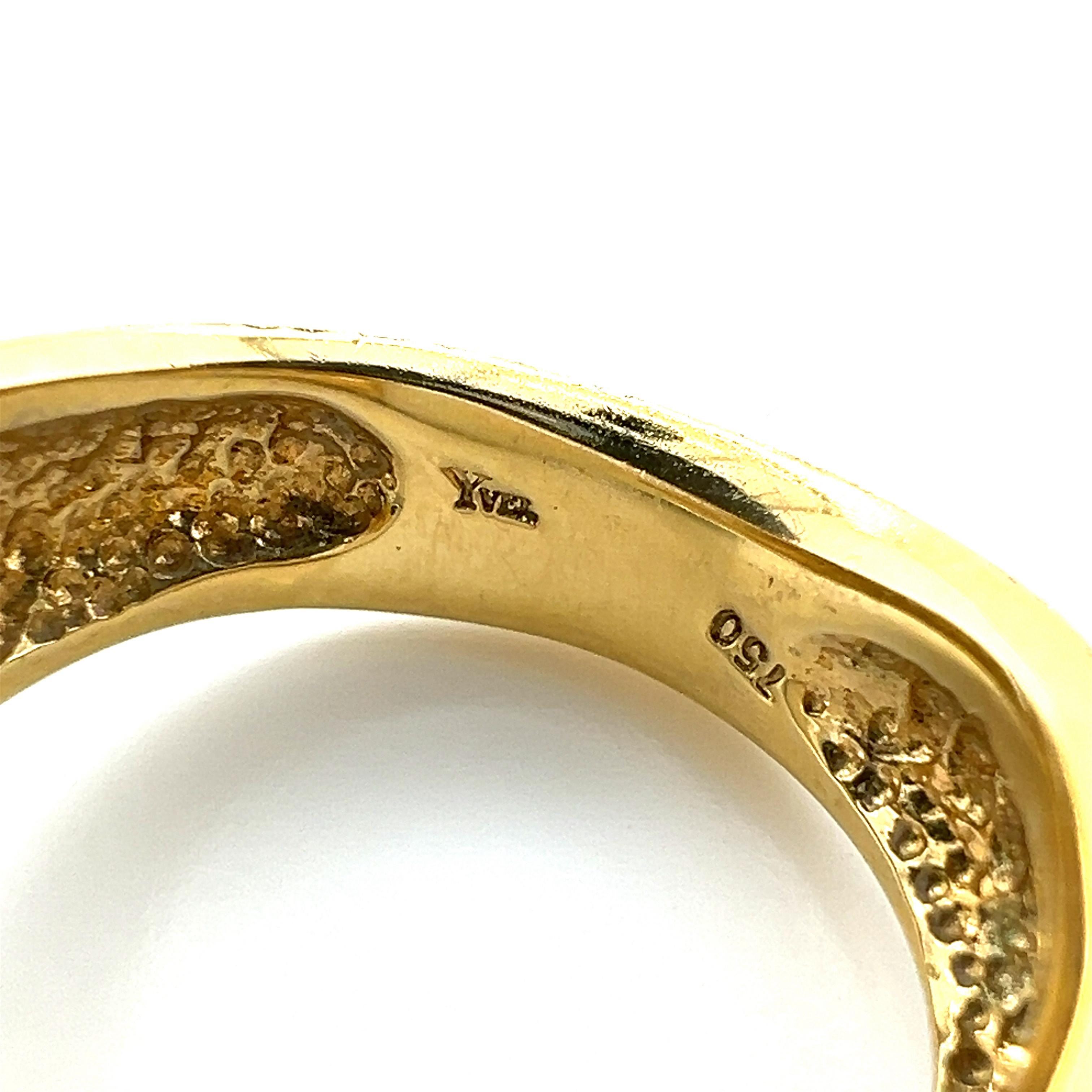 Yvel Anello barocco di perle d'acqua dolce in oro giallo 18k - Misura 6 in vendita 3