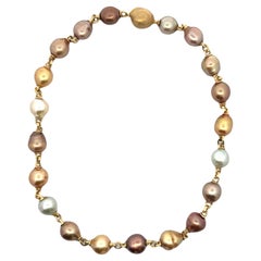 Collar de Perlas de Tahití del Mar Satinado de Oro Amarillo de 18 Kilates Yvel