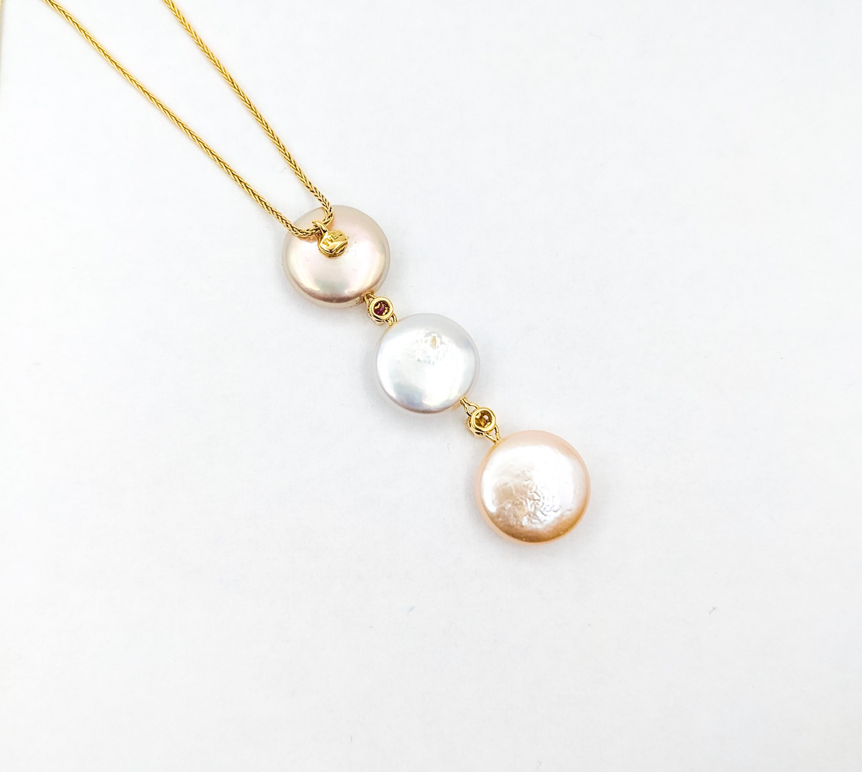 Yvel South Sea Button Pearl Pendant in Yellow Gold For Sale 2
