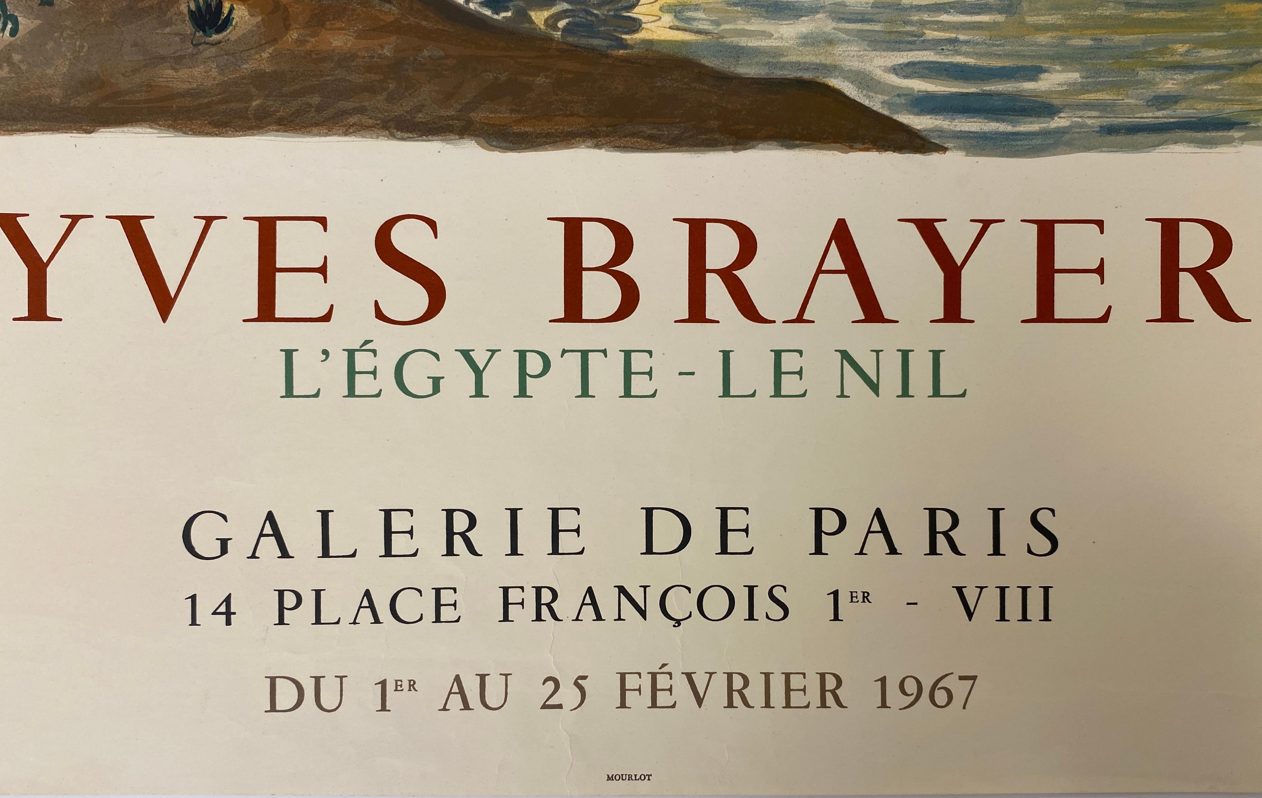 Parti per un viaggio visivo lungo il Nilo con questo poster originale a colori della mostra d'arte del famoso artista Yves Brayer. Questa accattivante opera d'arte cattura in modo vivido il fascino di una crociera egiziana. 

Questo poster originale