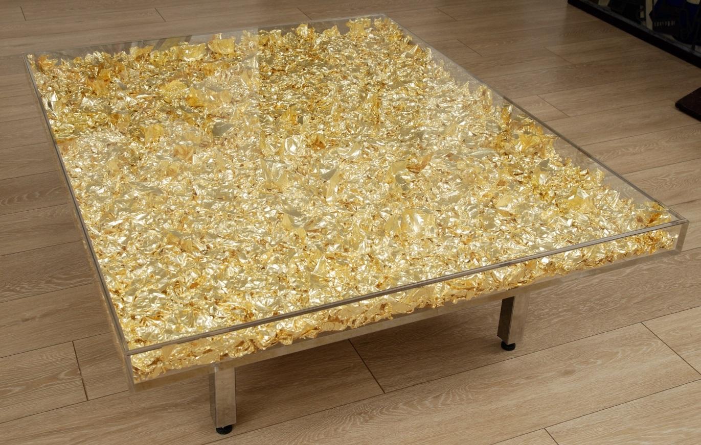 Mesa de cristal dorado 