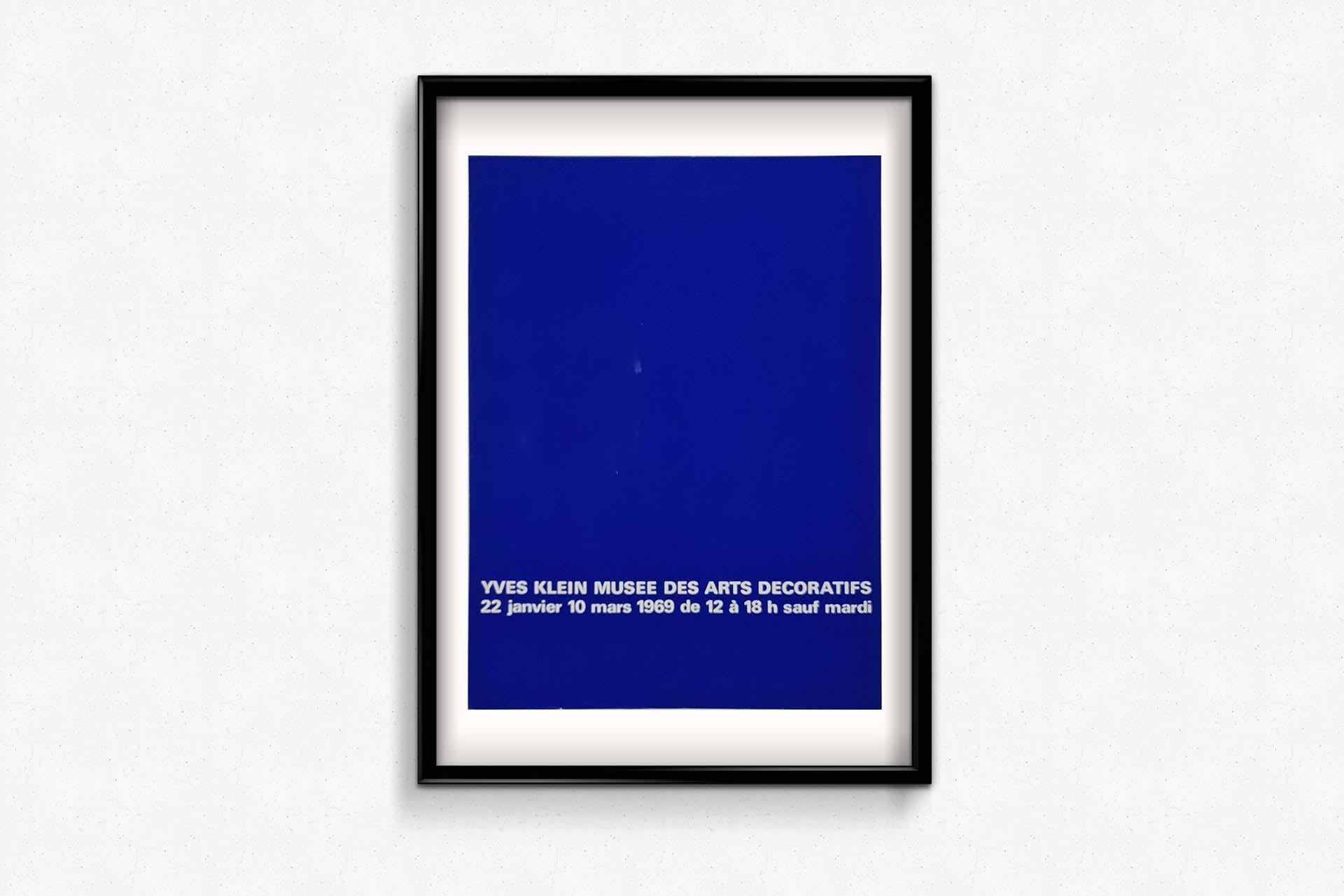 Original screen print by Yves Klein 1969 exhibition Musée des Arts décoratifs For Sale 1