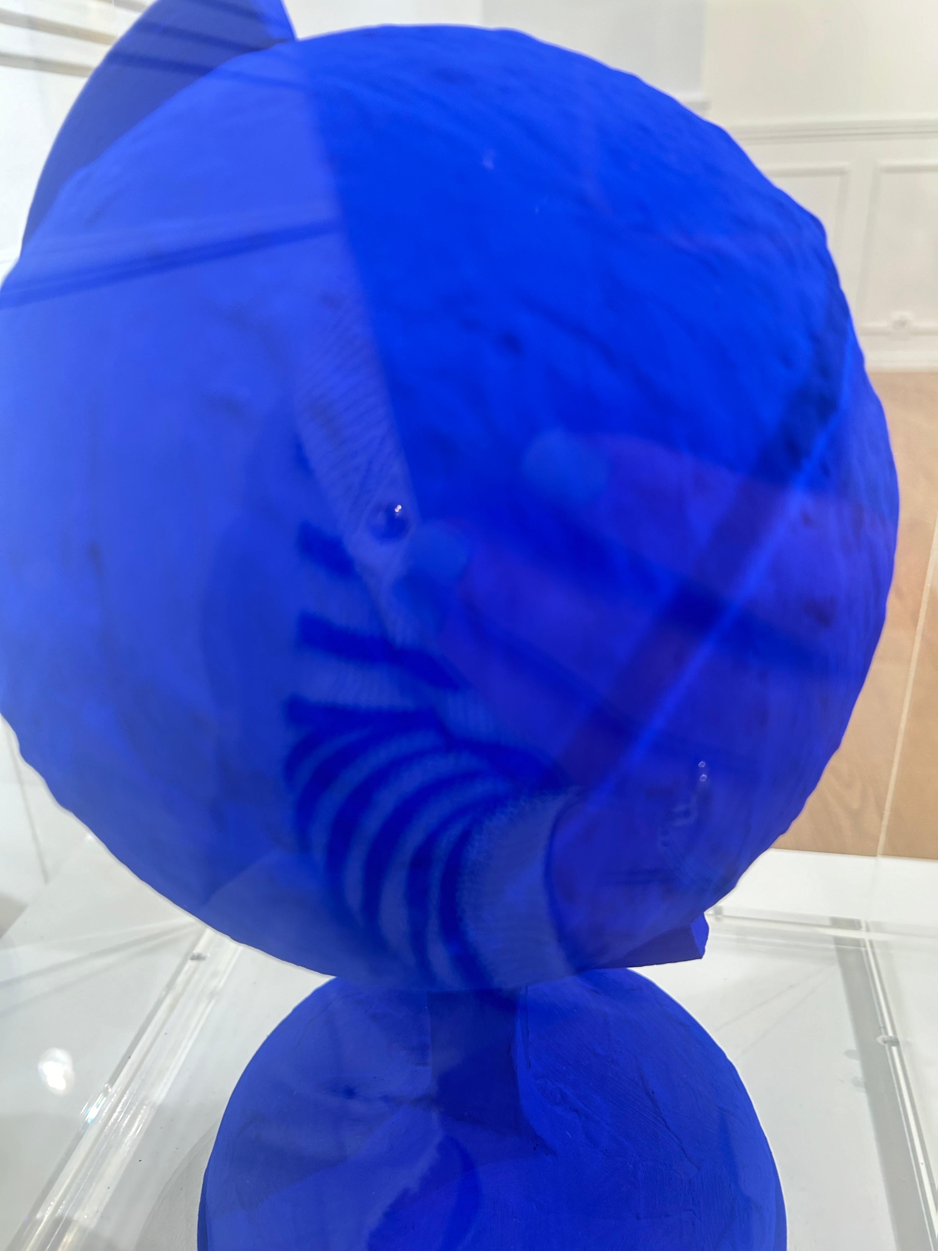 La Terre Bleu, Klein, Blaue Erde, Skulptur, Multiples, Pigment, Kunst, Design (Zeitgenössisch), Sculpture, von Yves Klein