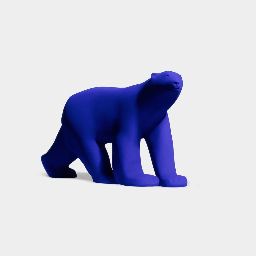 YVES KLEIN L'OURS POMPON Limitierte Skulptur mit COA IKB Contemporary Design (Zeitgenössisch), Sculpture, von Yves Klein