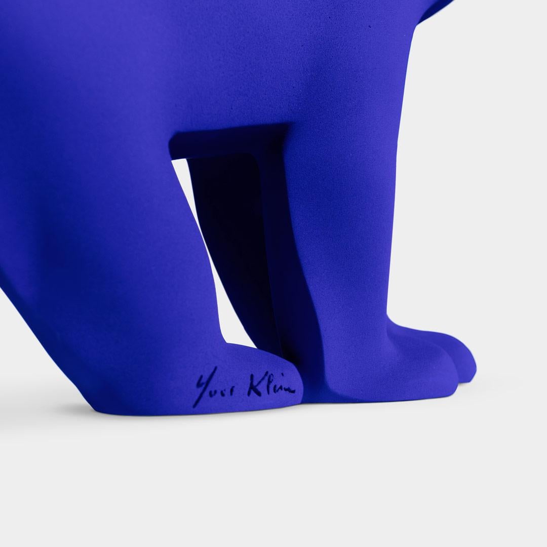 YVES KLEIN L'OURS POMPON Limited sculpture includes COA IKB Contemporary Design For Sale 6