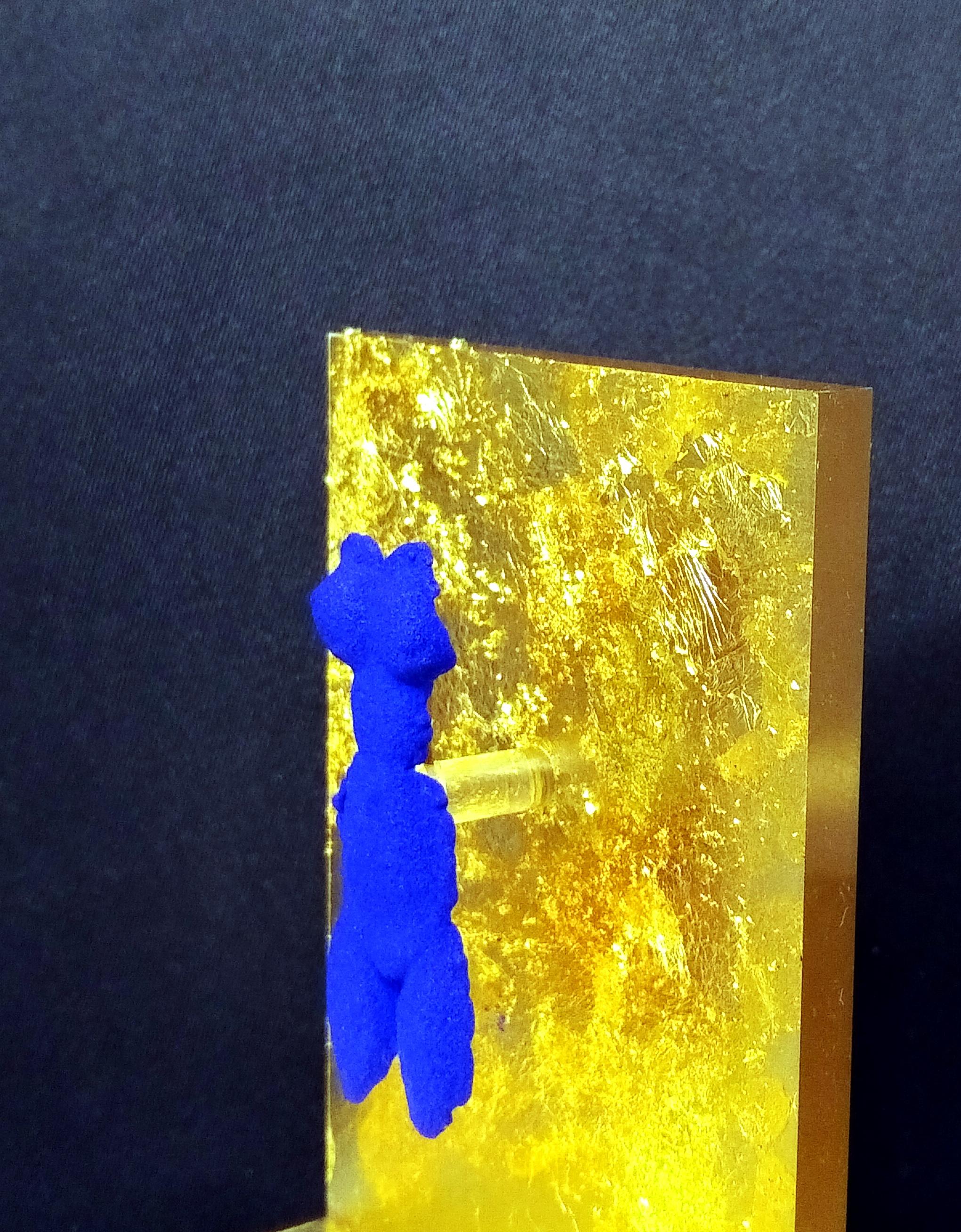 Yves Klein, Small IKB Venus Brooch
Bronze multiple, painted with International Klein Blue (IKB).
From a model created in 1956.
Edition of 500 copies + 100 artist’s proofs. This copy numbered 121/175.
Height: 6 centimeters but 12 centimeters is the