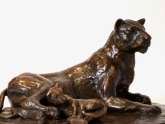 Lionne et son lionceau - Sculpture en bronze d'Yves Louis Castel, 1/8, 1998