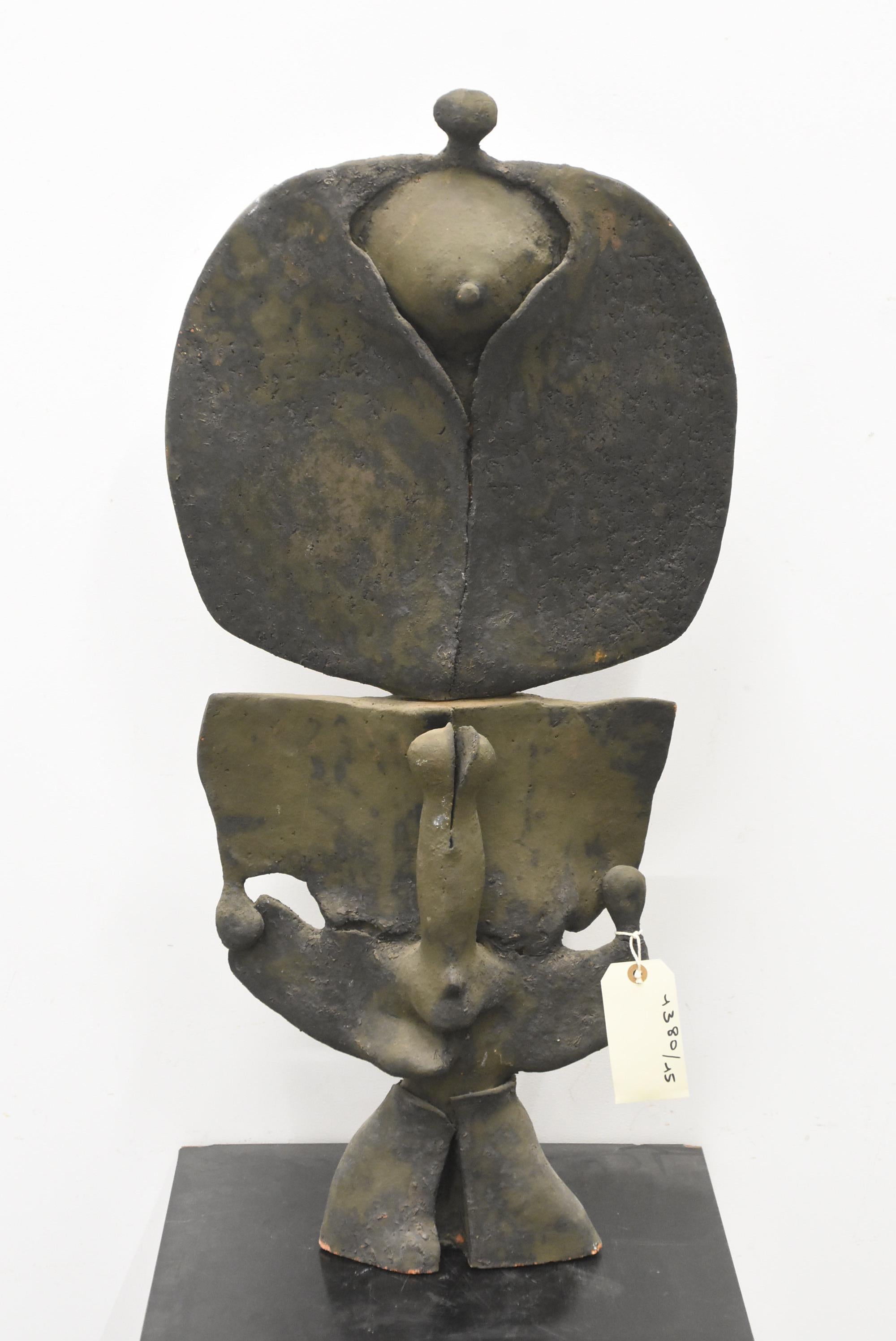 Mid-Century moderno Grande scultura in terracotta di Yves Rhayé '1936-1995', 1970 circa in vendita