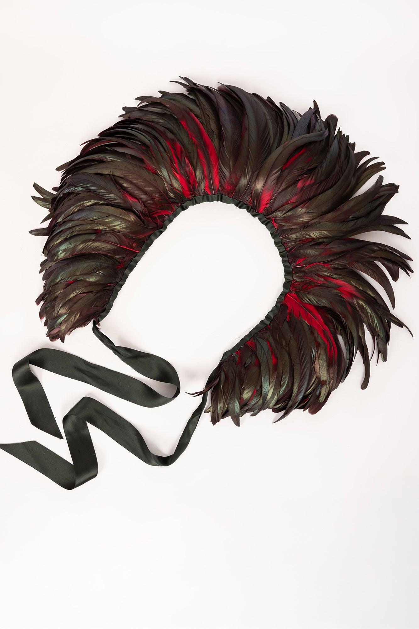 Yves Saint Lauren Made of Rooster Feathers Collar For Sale 6
