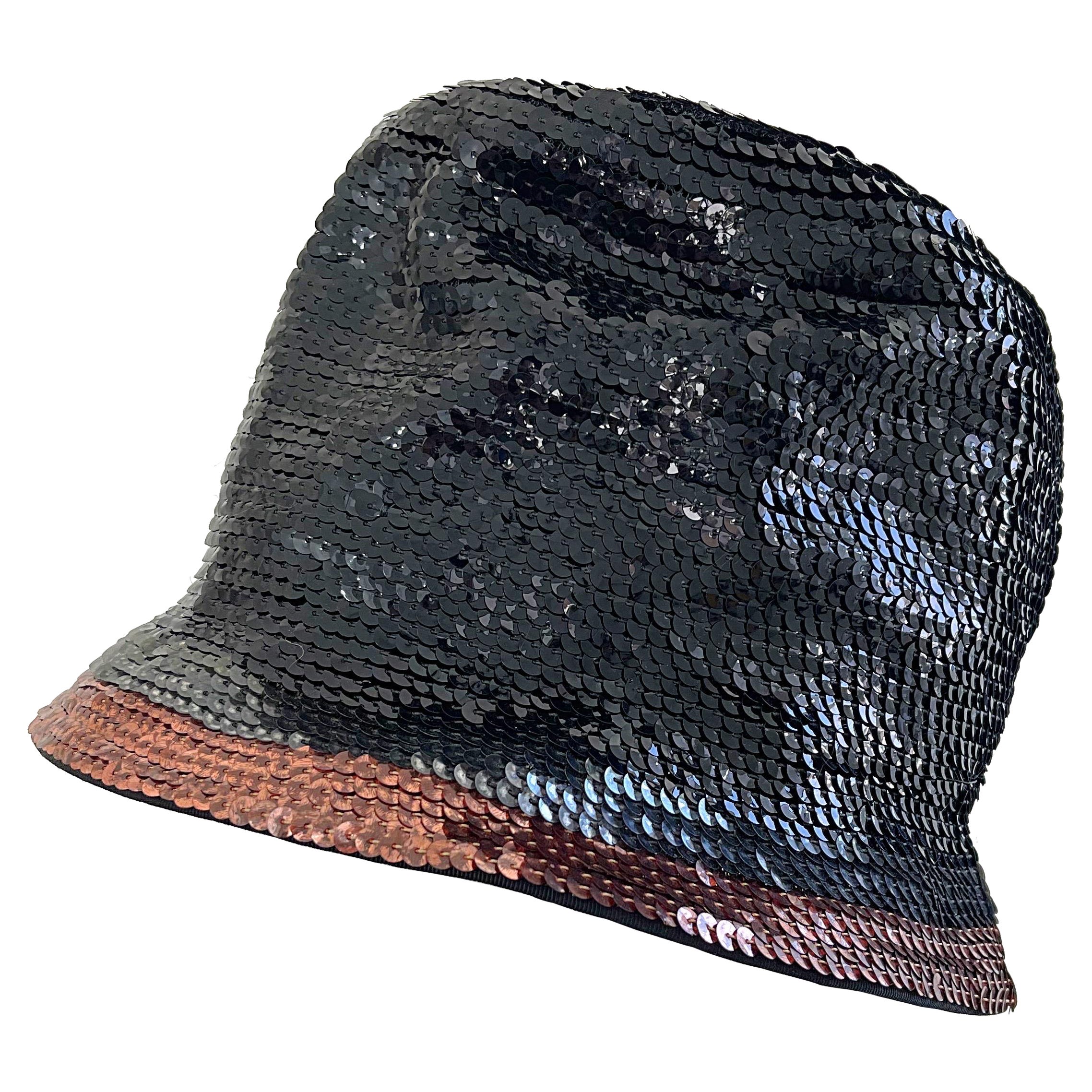 Yves Saint Laurent 1960er Jahre YSL Schwarz Gunmetal Bronze Pailletten Vintage 60er Cloche Hut