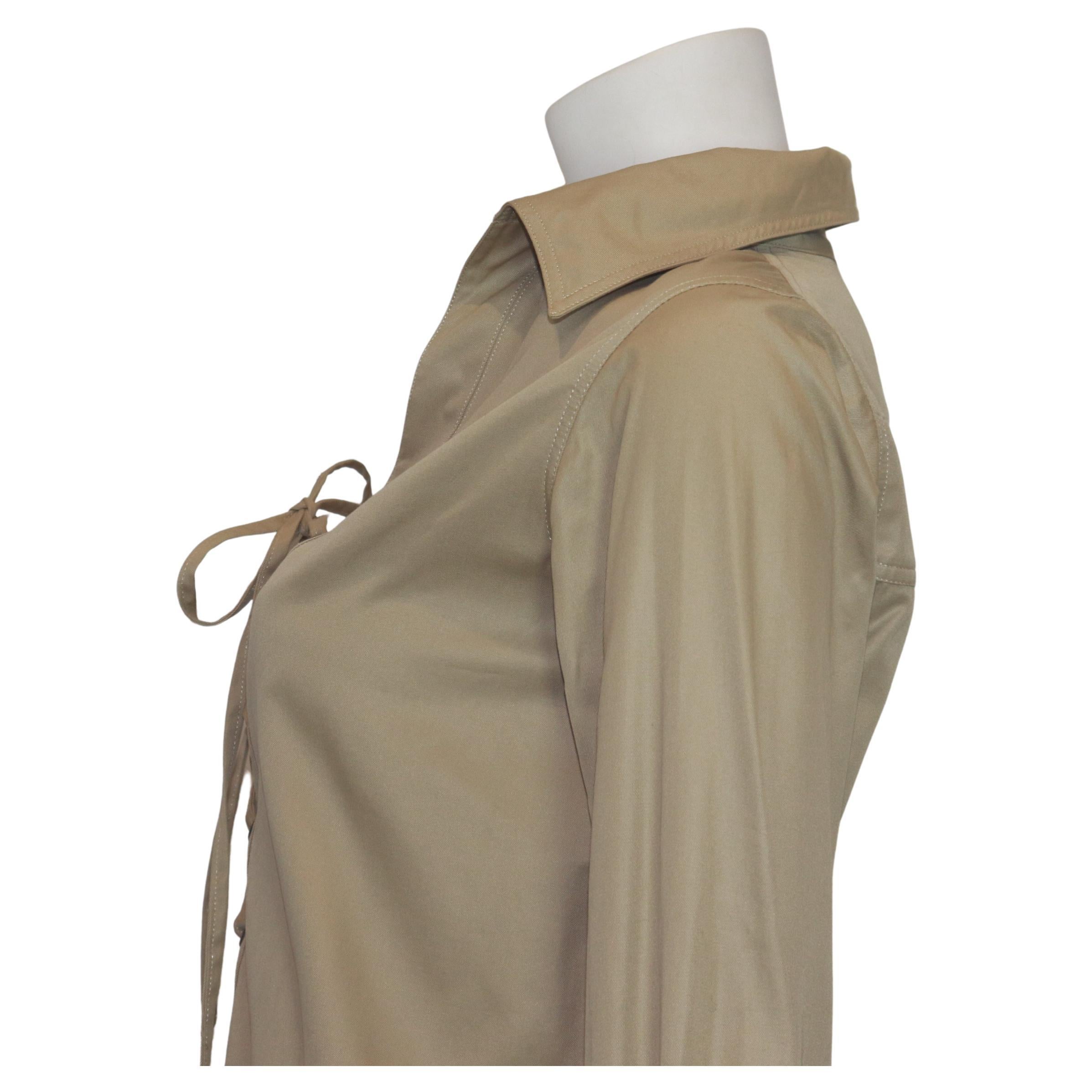 YVES SAINT LAURENT 1968 Minivestido safari con cordones de algodón caqui en venta 4