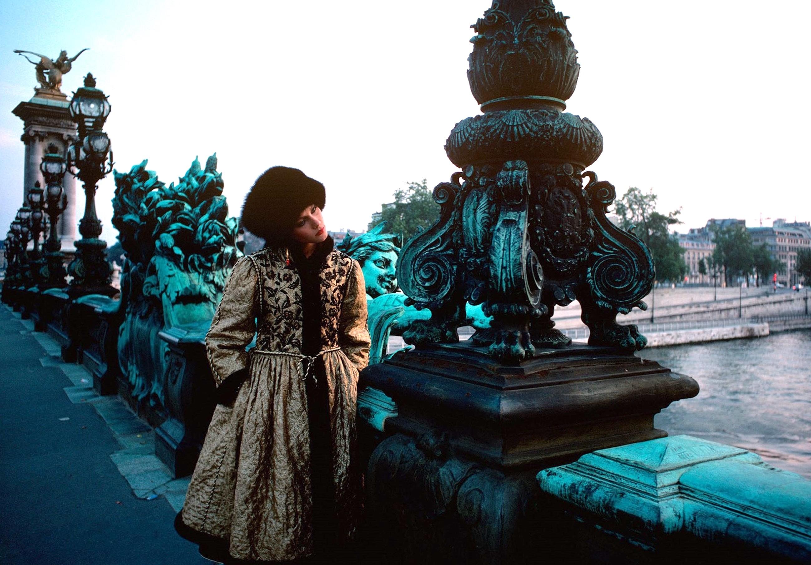 YVES SAINT LAURENT Manteau de collection russe à queue de cheval et bordure en fourrure de vison marron, 1976 en vente 7