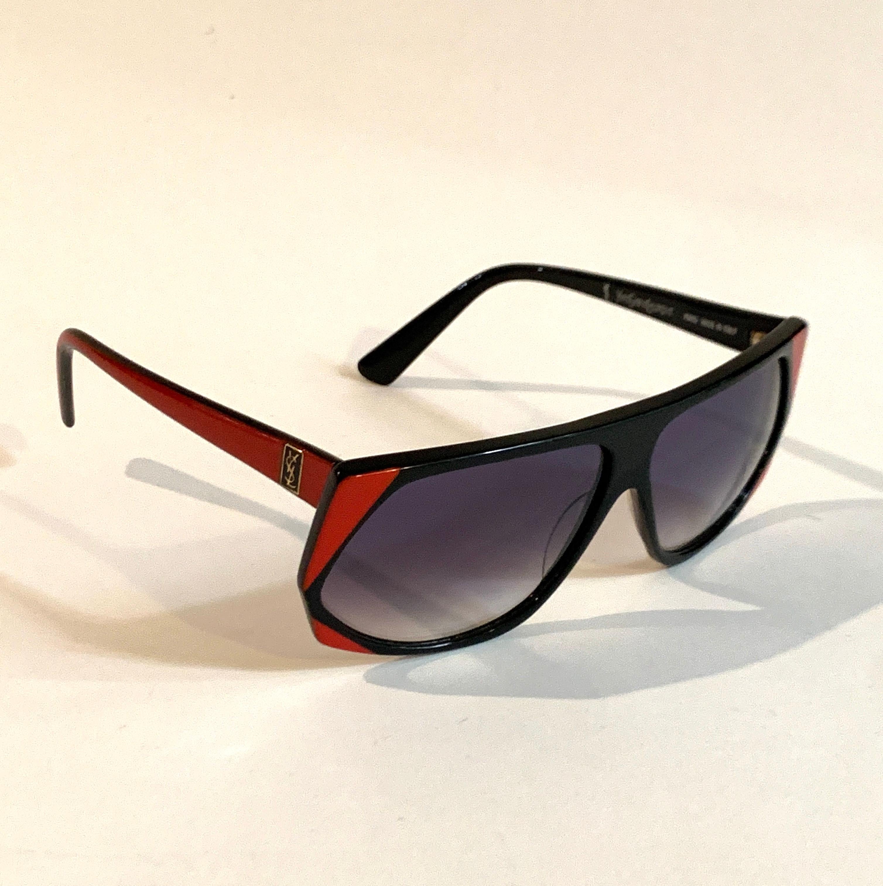 Yves Saint Laurent 1980s Black and Red Vintage Sunglasses YSL Logo Museum Piece In Good Condition In San Francisco, CA