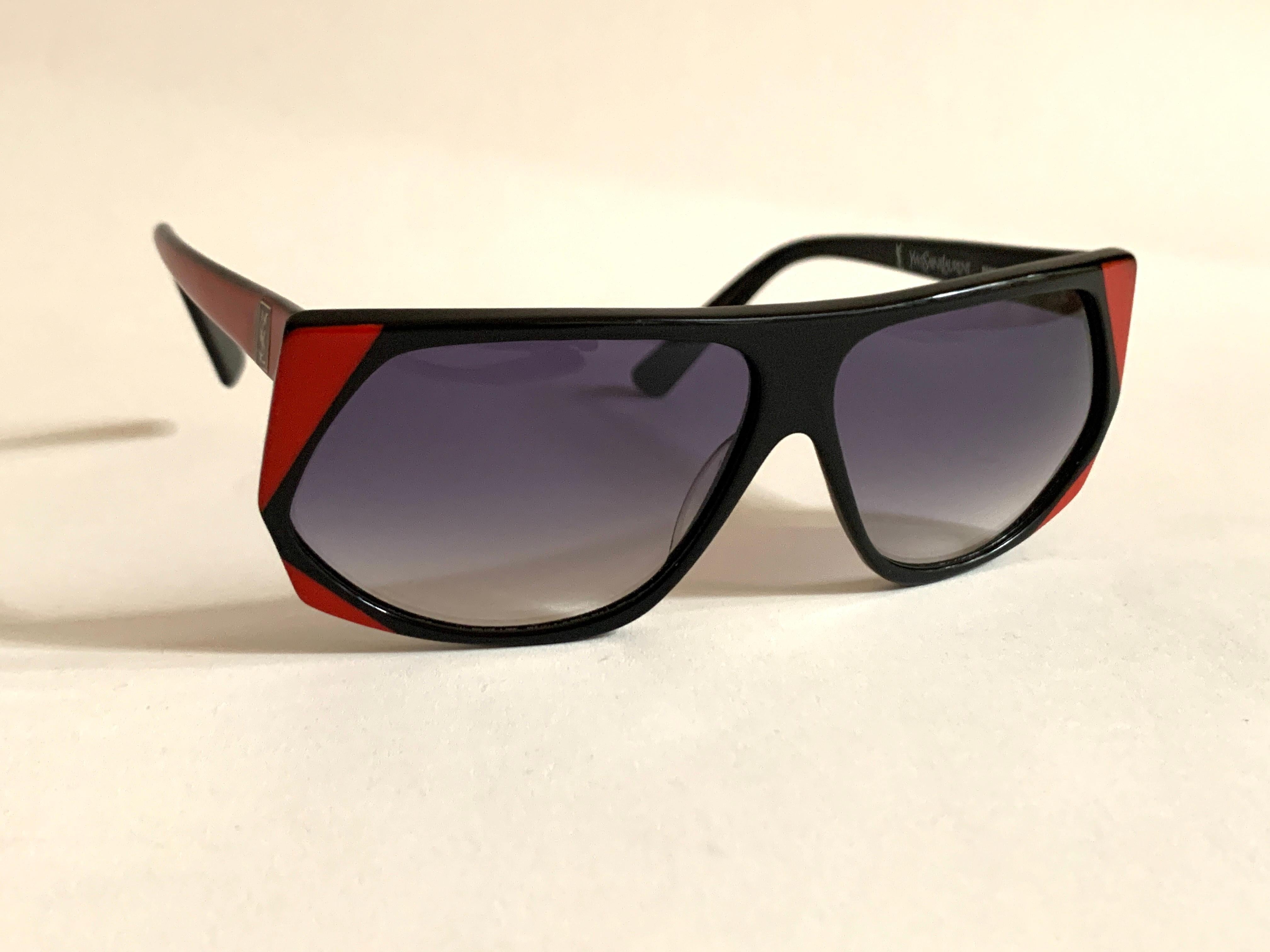 Women's or Men's Yves Saint Laurent 1980s Black and Red Vintage Sunglasses YSL Logo Museum Piece