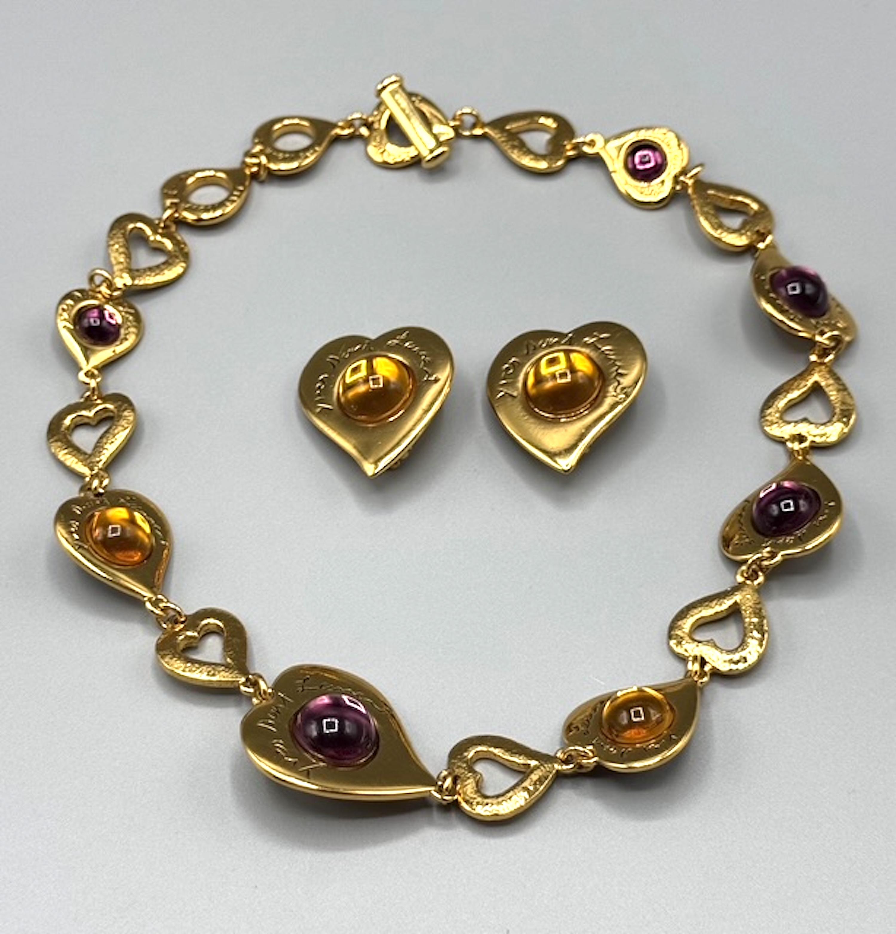 Yves Saint Laurent 1980, collana e orecchini a cuore in oro in vendita 2