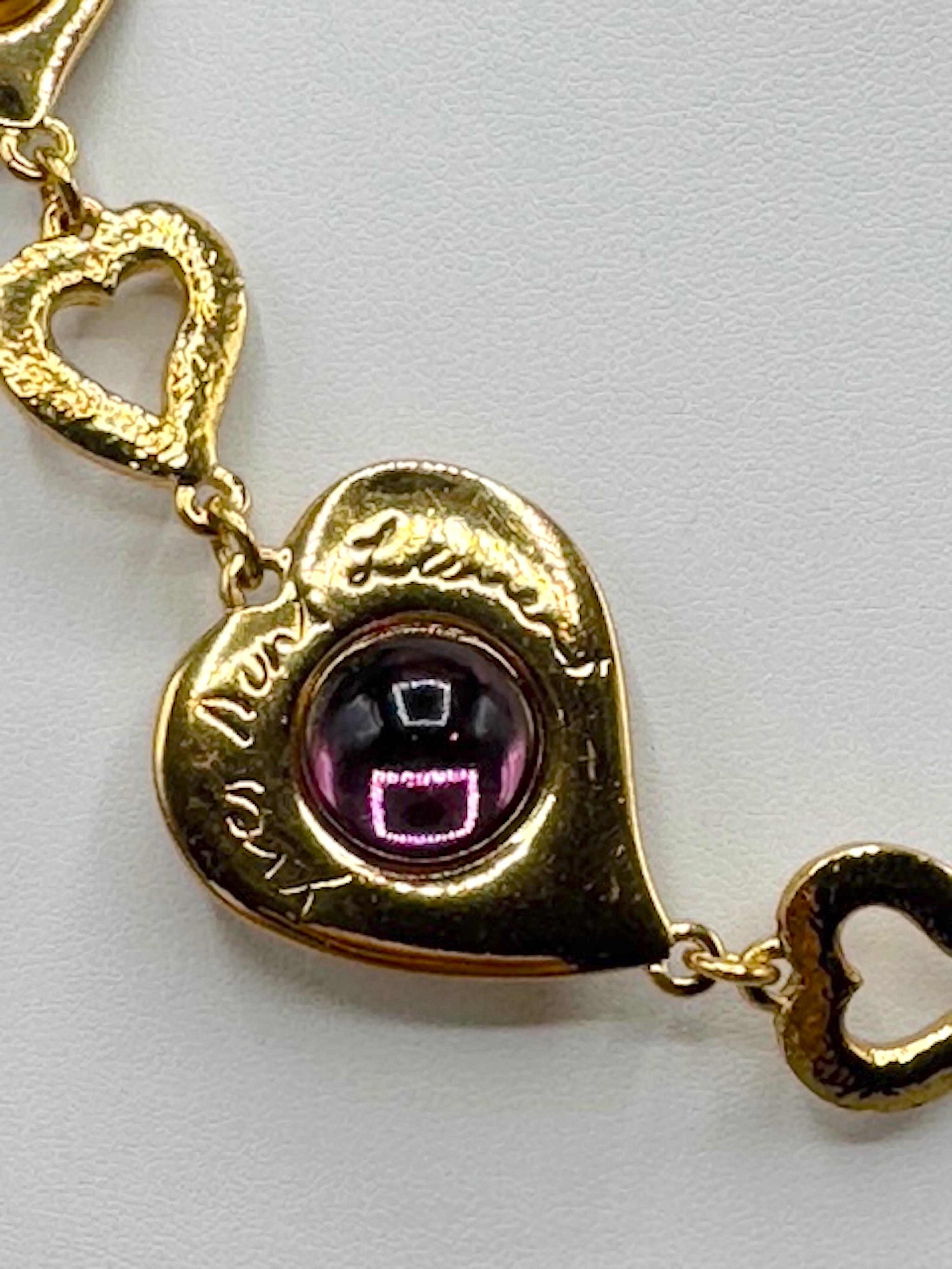 Yves Saint Laurent 1980, collana e orecchini a cuore in oro in vendita 3