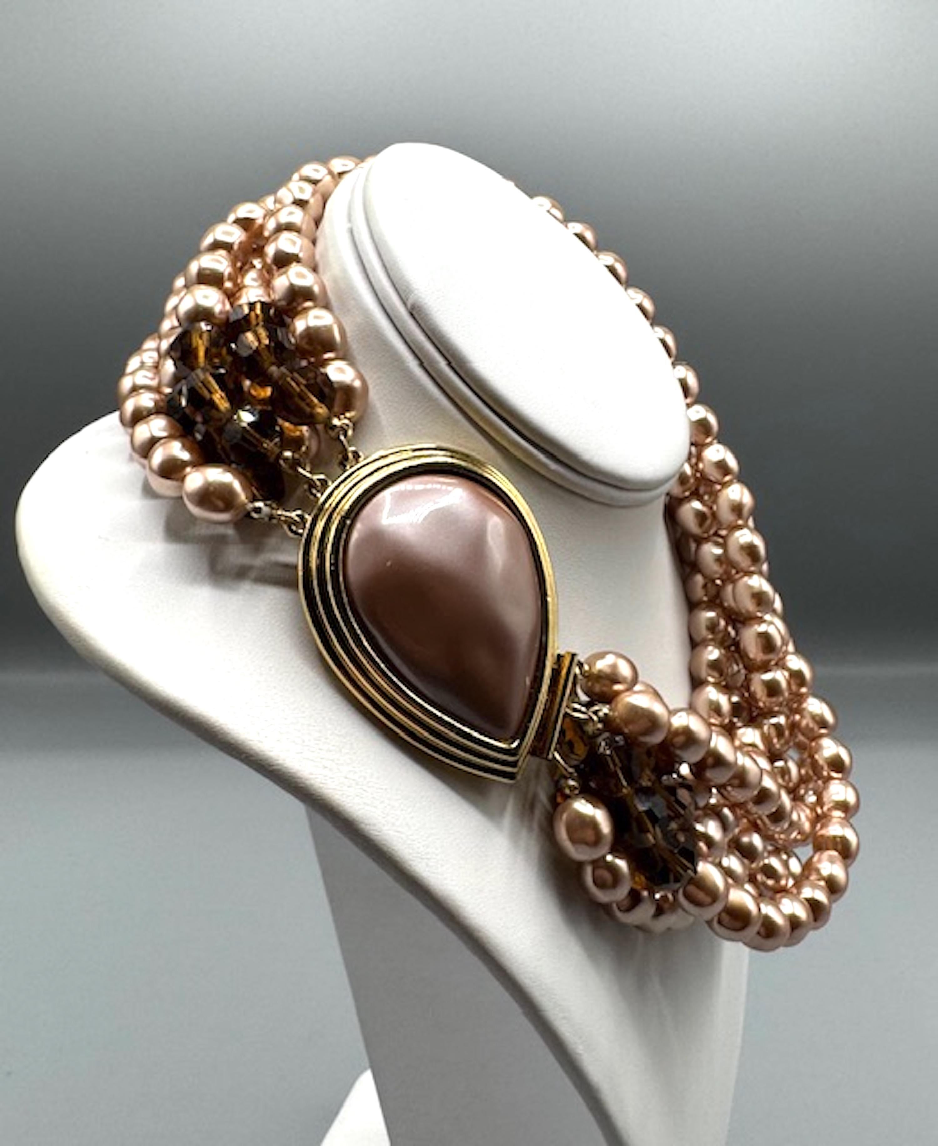 Yves Saint Laurent 1980, collana di perle barocche e cristalli a sei colonne in vendita 5
