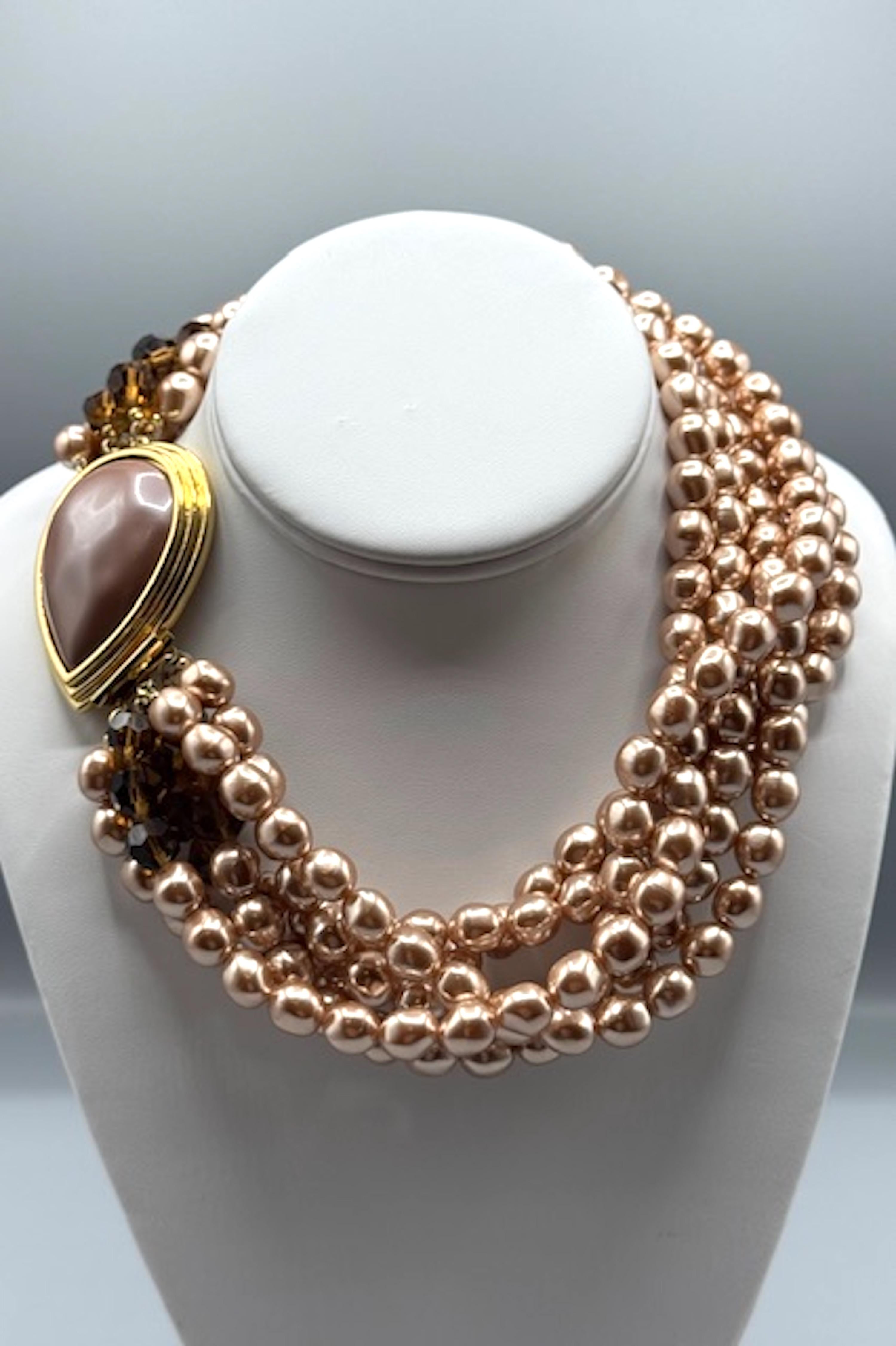 Yves Saint Laurent 1980, collana di perle barocche e cristalli a sei colonne in vendita 1