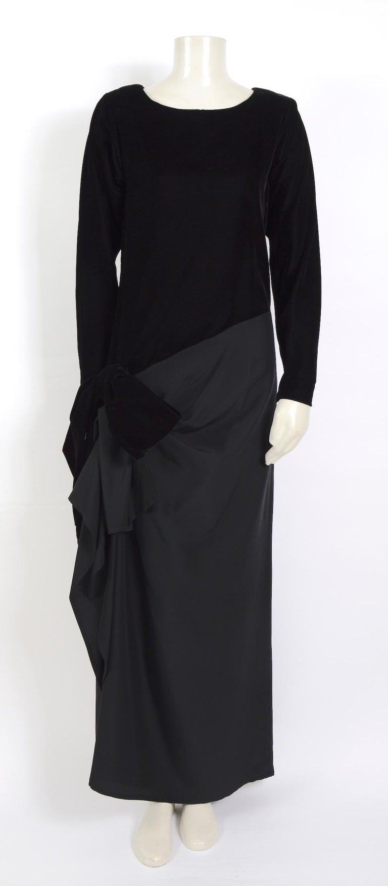 Yves Saint Laurent 1980s vin   tage black velvet and silk