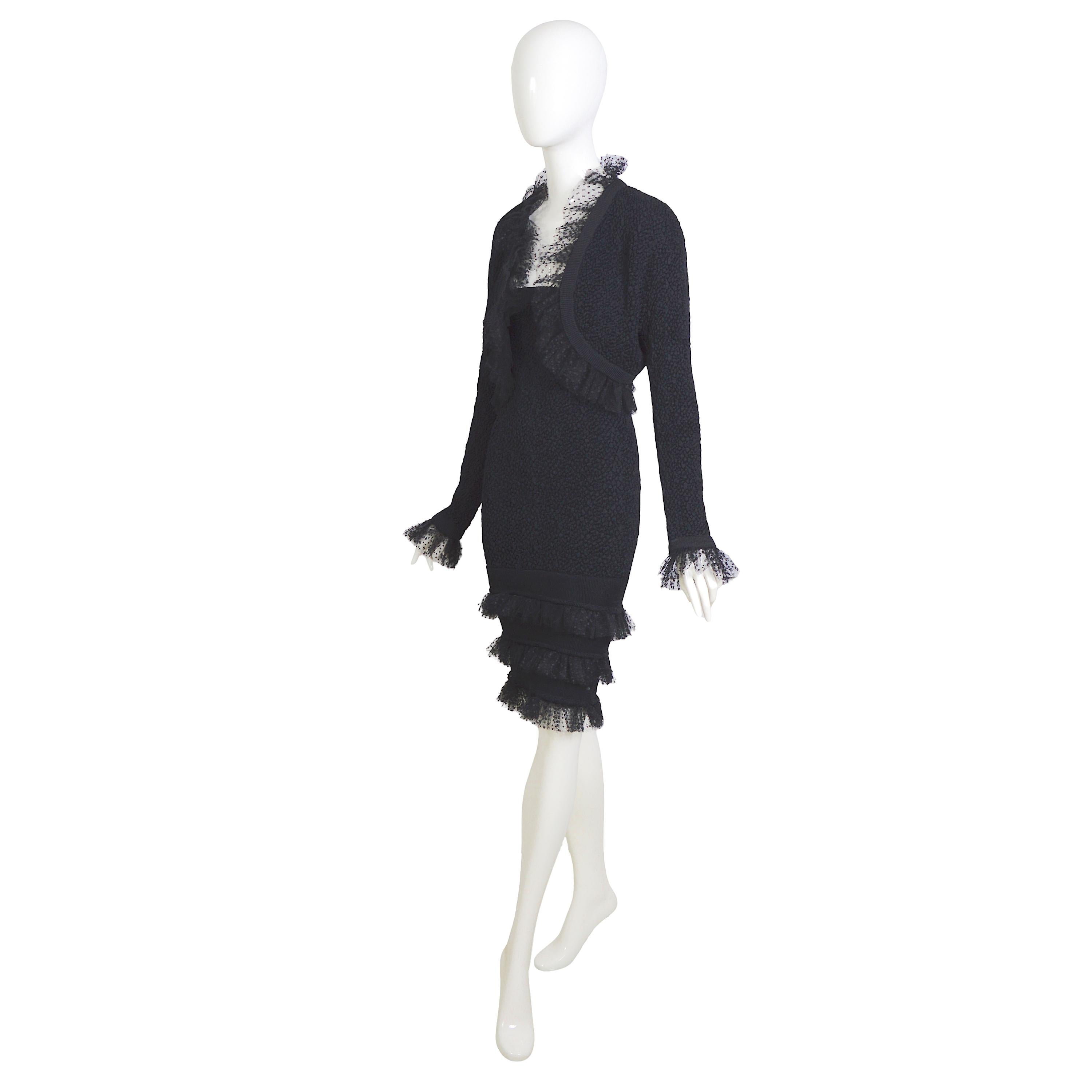 Yves Saint Laurent Vestido elástico de cloqué vintage de los años 80 con bordes de tul y bolero en Excelente estado para la venta en Antwerpen, Vlaams Gewest